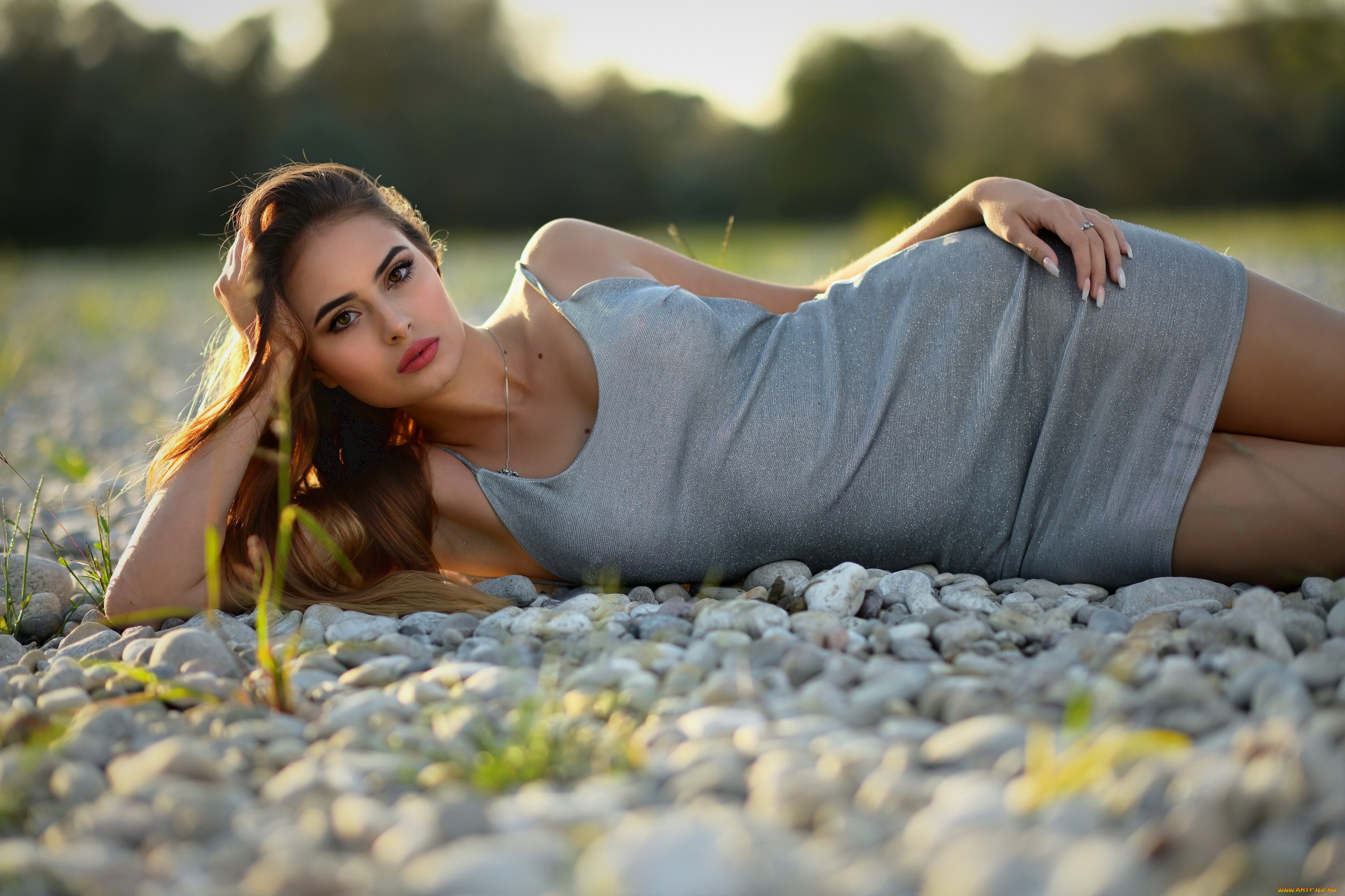 бестия, девушки, -, брюнетки, , шатенки, девушка, женщина, шатенка, темноволосая, сексуальная, модель, звезда, позирует, разная, обувь, верхняя, стильная, одежда, нижнее, эротическое, бельё, трусы, лифчик, колготки, чулки, аксессуары, макияж, и, множество, элементов, на, фотографии