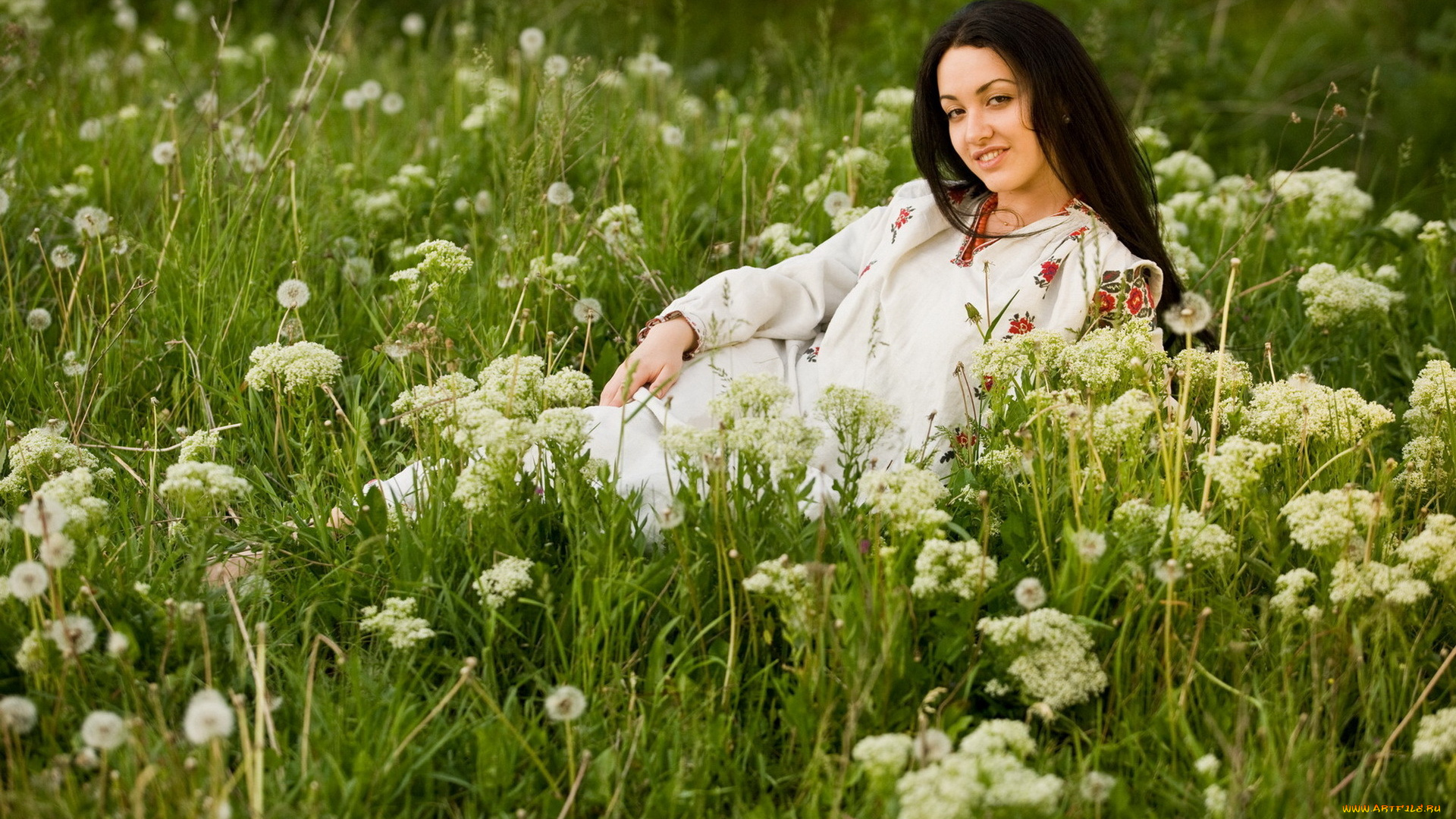 -Unsort, Брюнетки, Шатенки, девушки, unsort, брюнетки, шатенки, цветы, луг