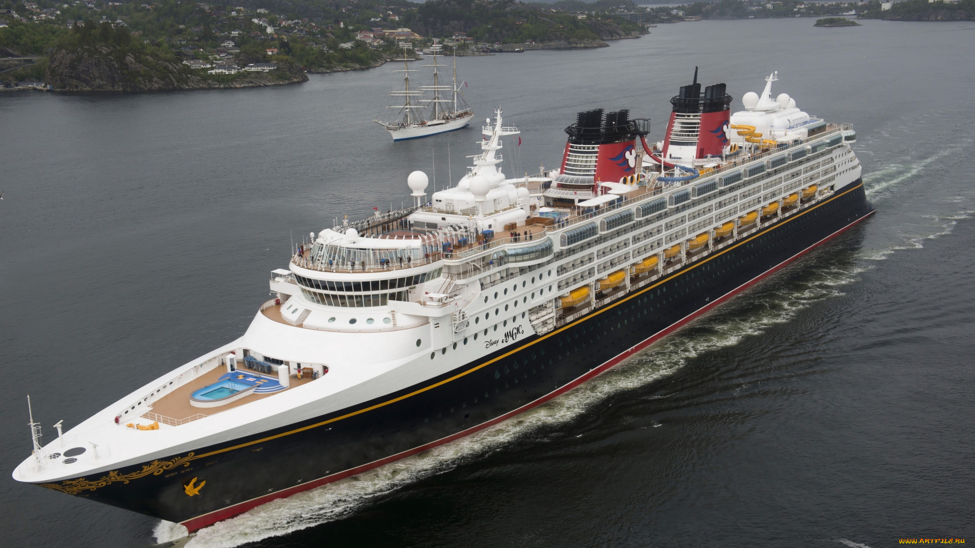 корабли, Яхты, disney, magic, bergen, norway, north, sea, берген, норвегия, северное, море, лайнер, круиз, парусник