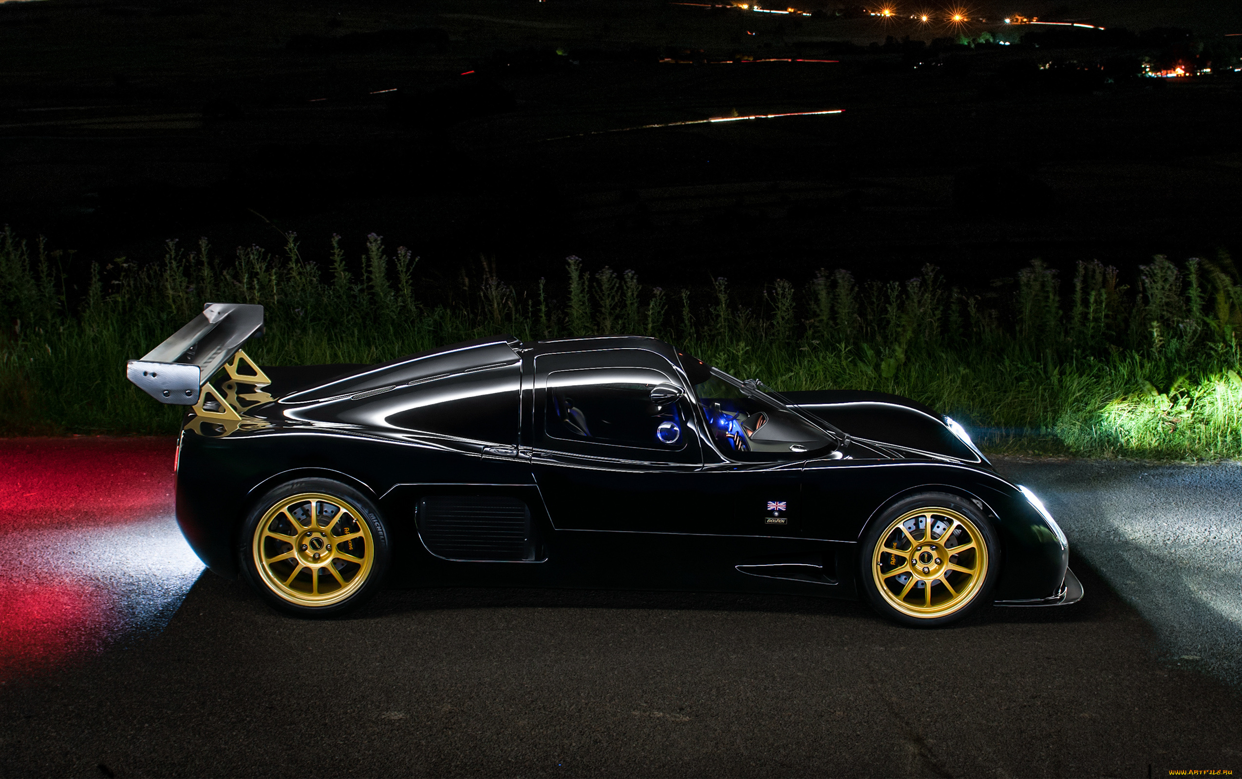 автомобили, ultima