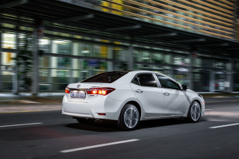 обоя автомобили, toyota