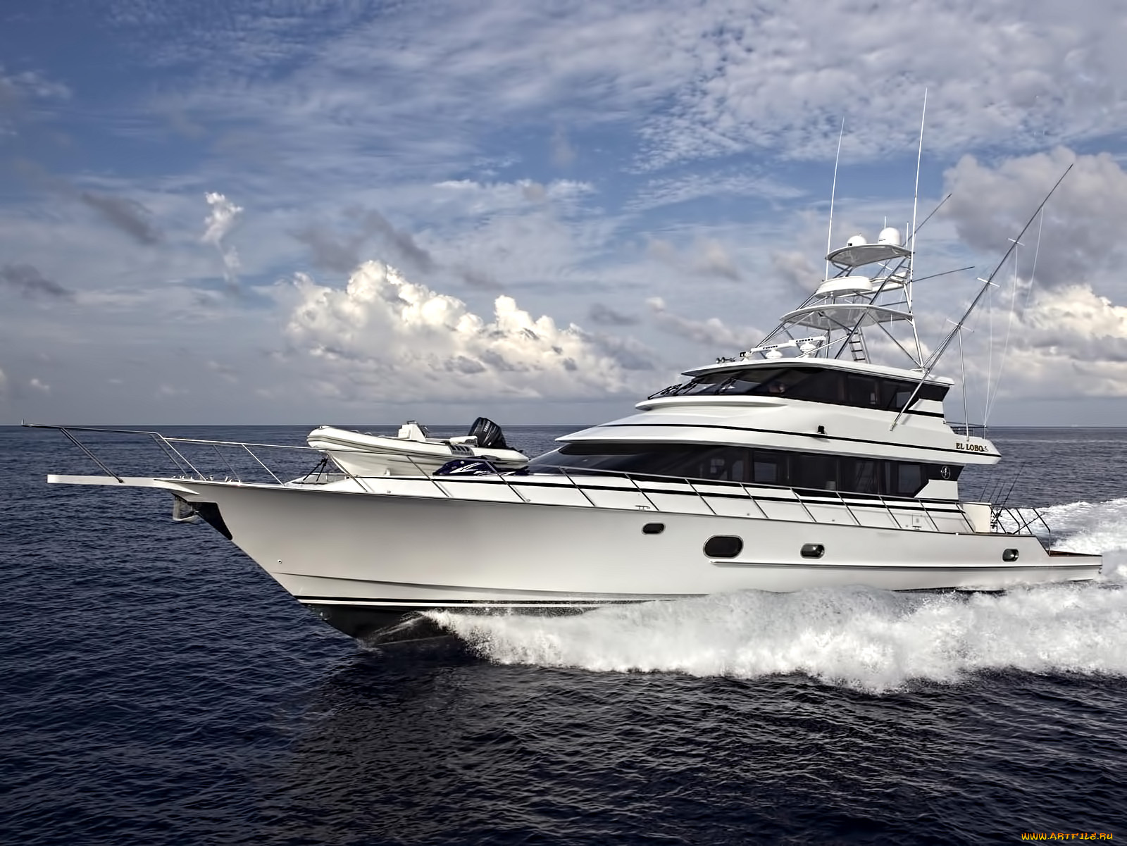 корабли, Яхты