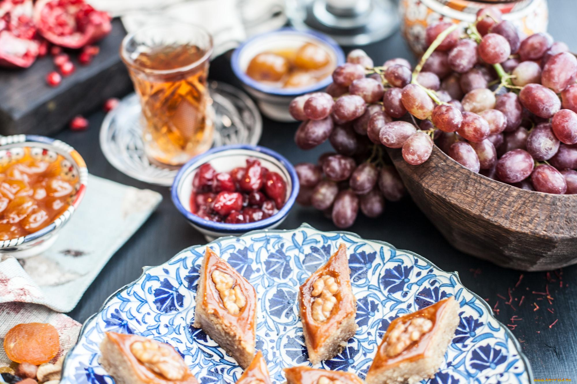 еда, разное, виноград, сладость, печенье, чай, гроздь