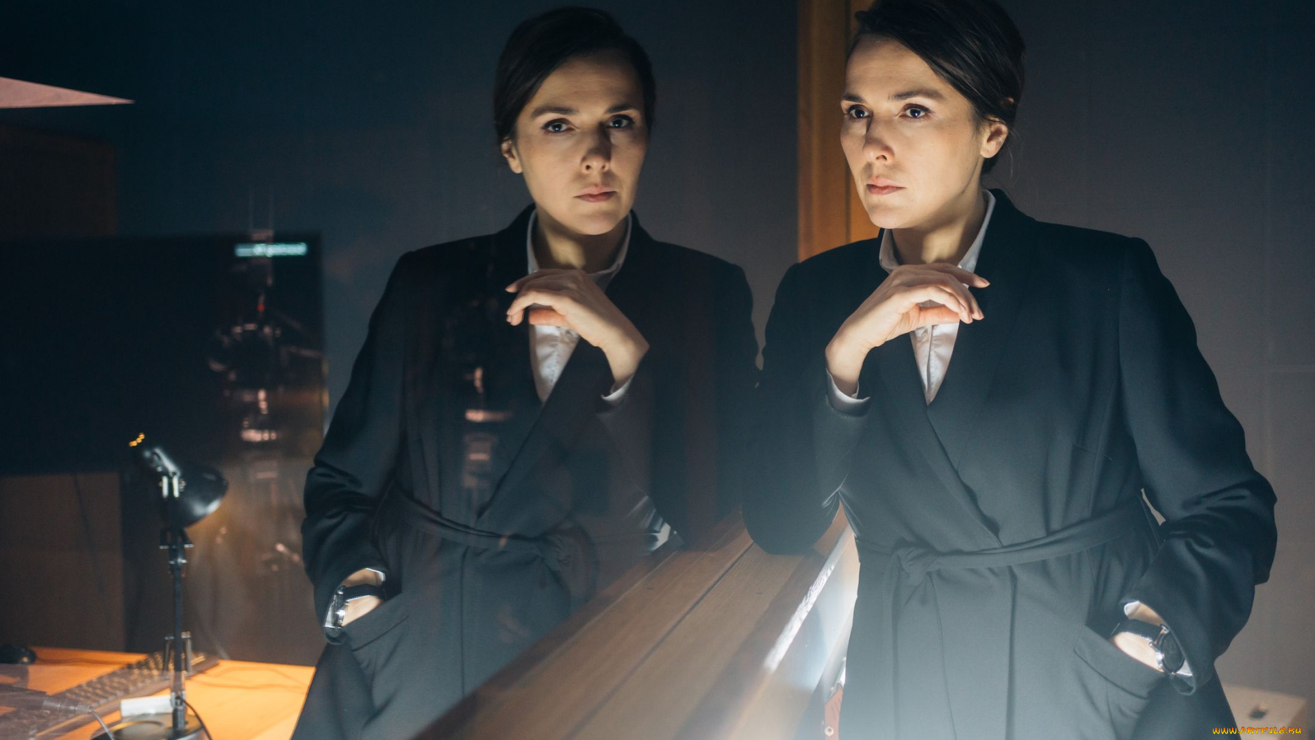 кино, фильмы, медиатор, , сериал, женщина, зеркало, отражение