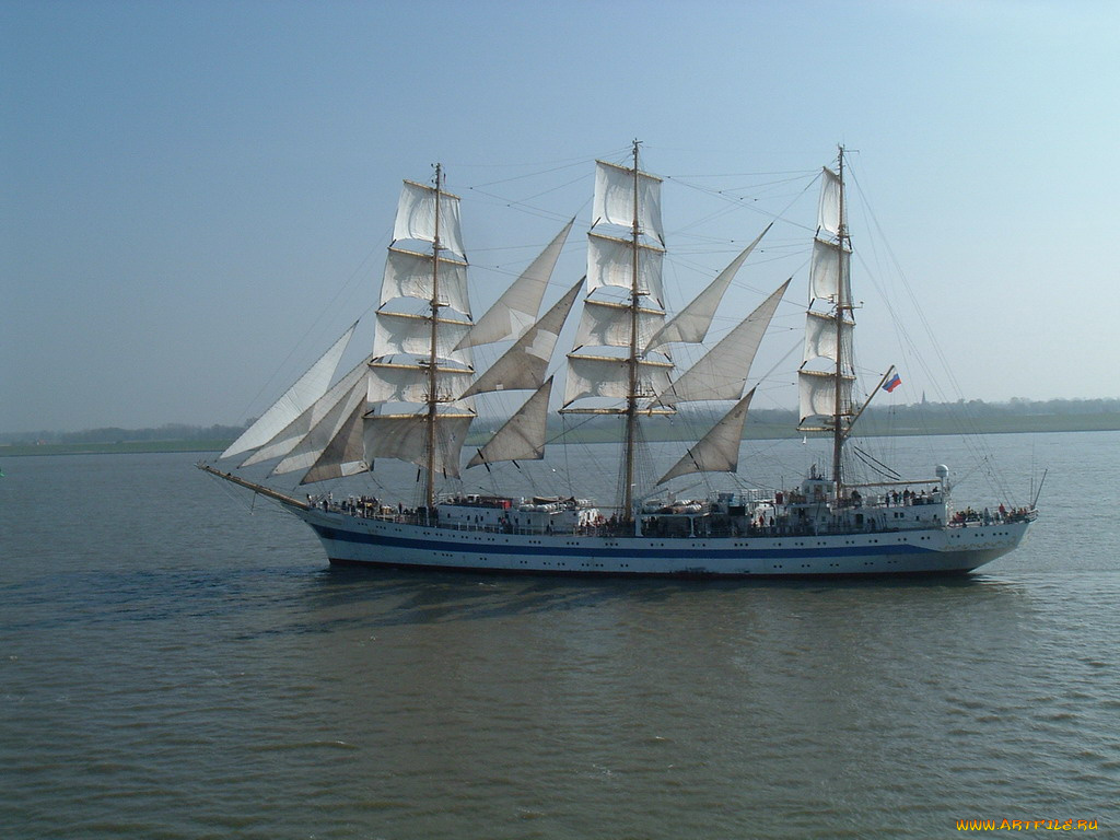 корабли, парусники