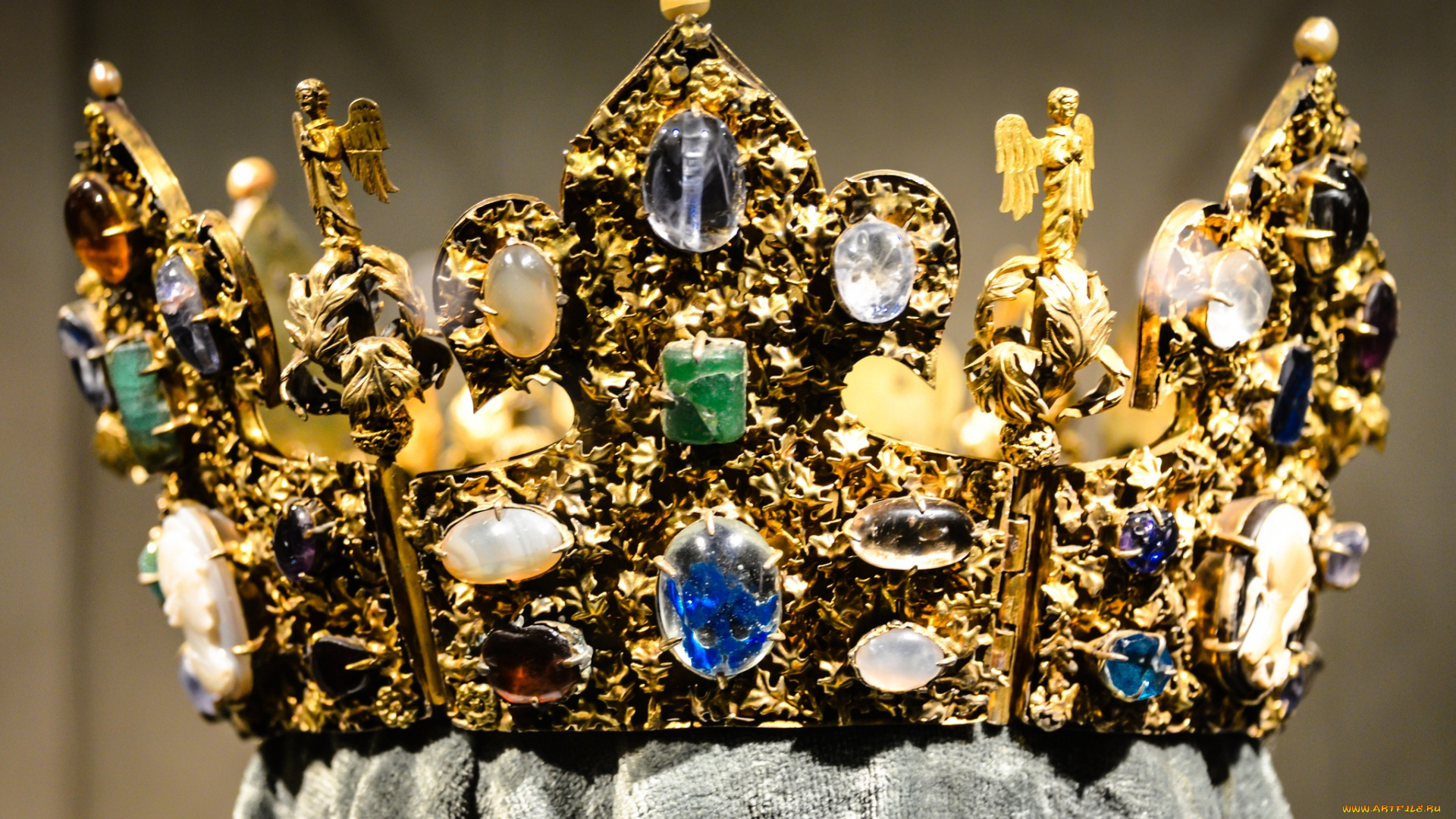 разное, украшения, аксессуары, веера, корона