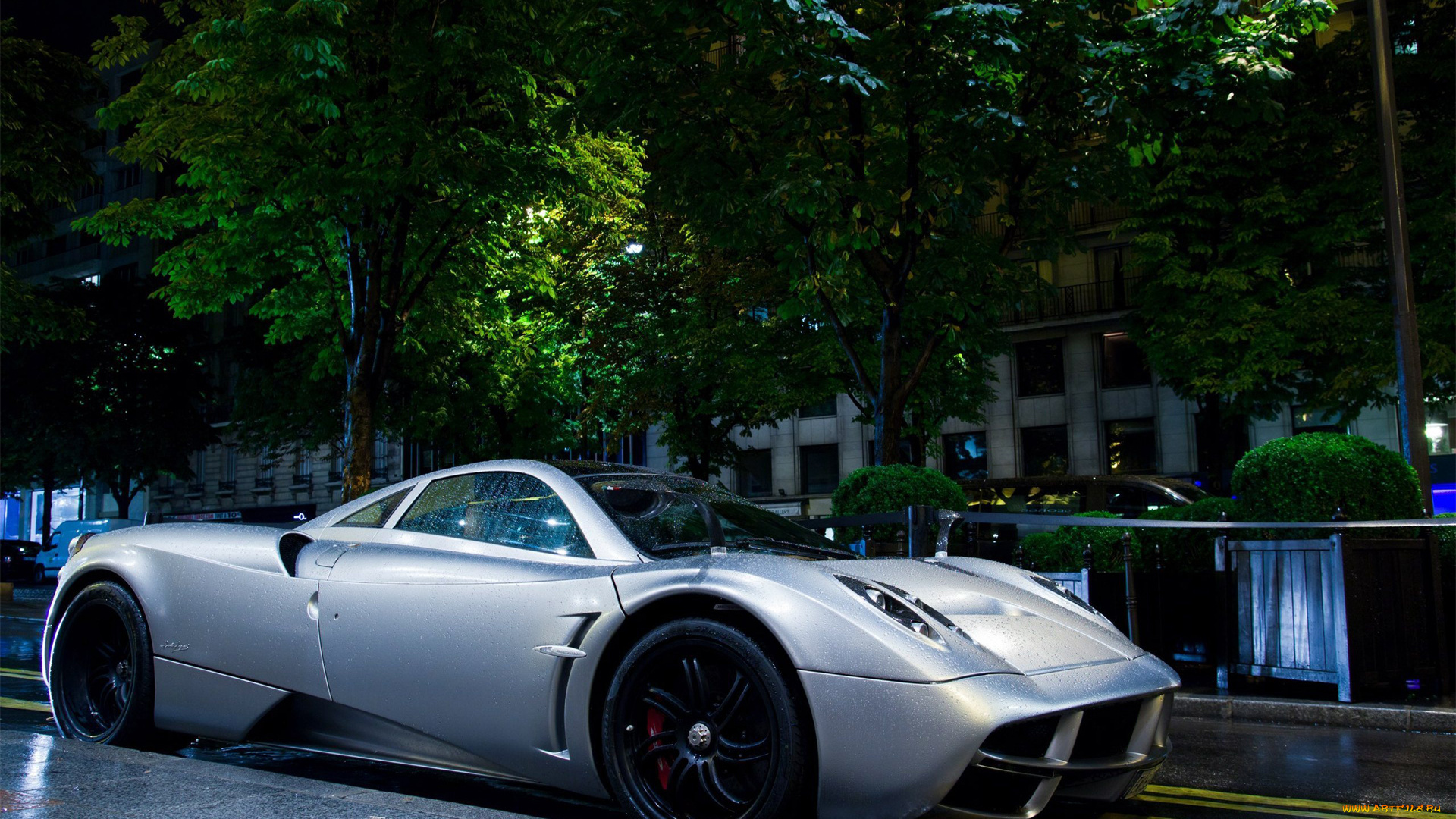 автомобили, pagani