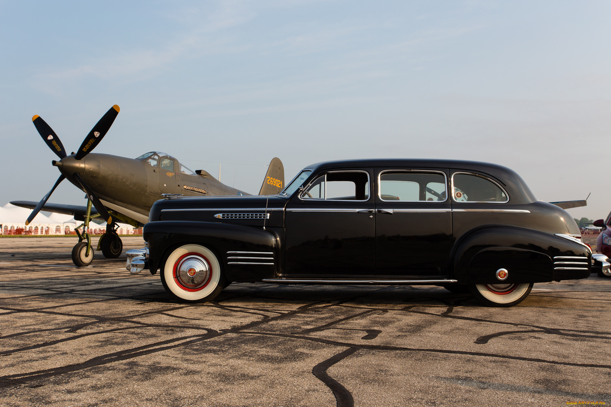автомобили, классика, аэродром, самолёт, ретро