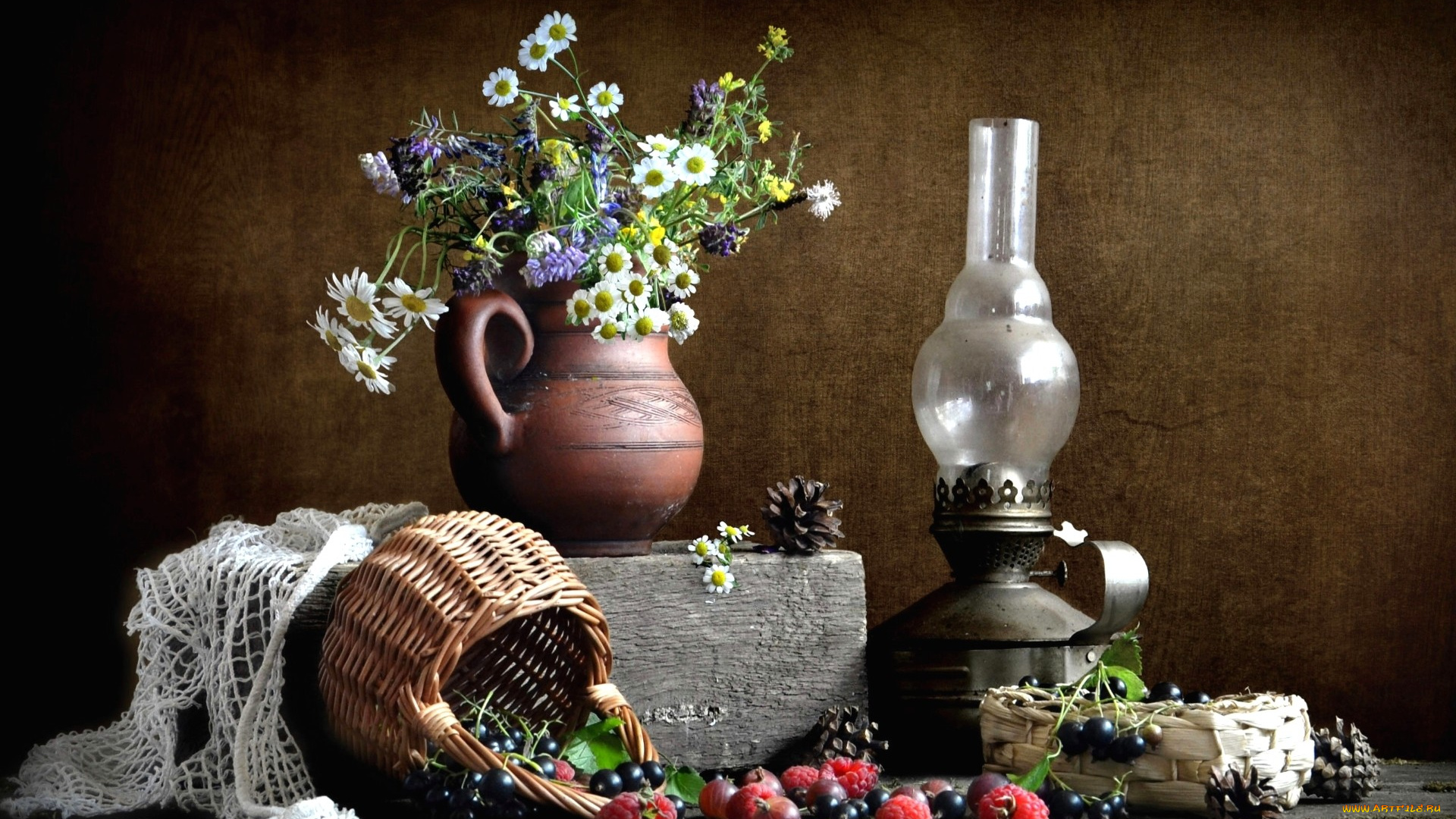 еда, натюрморт, крыжовник, смородина, кувшин, ягоды, лампа, цветы, корзина, шишки, малина