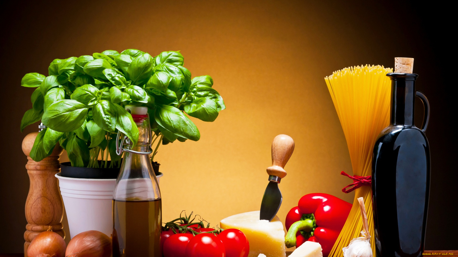еда, натюрморт, спагетти, помидоры, pasta, овощи, кувшин, базилик, wine, tomatoes, cheese, макароны, pepper, перец, сыр, вино, листья
