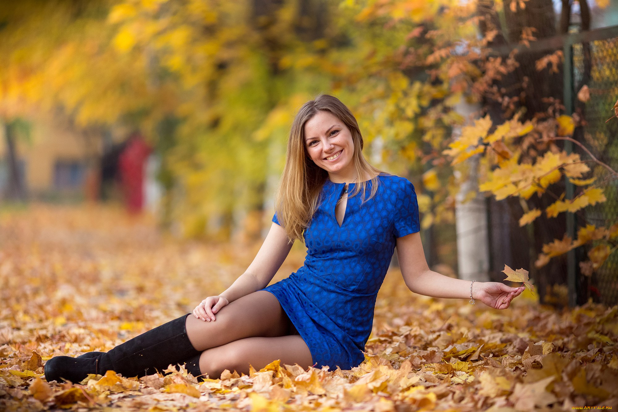 сексуальная, девушка, девушки, -, брюнетки, , шатенки, девушка, женщина, шатенка, темноволосая, сексуальная, модель, звезда, позирует, разная, обувь, верхняя, стильная, одежда, нижнее, эротическое, бельё, трусы, лифчик, колготки, чулки, аксессуары, макияж, и, множество, элементов, на, фотографии, upskirt, платье, короткое, задралось, приподняла, тень, сидит, вид, сбоку, спереди