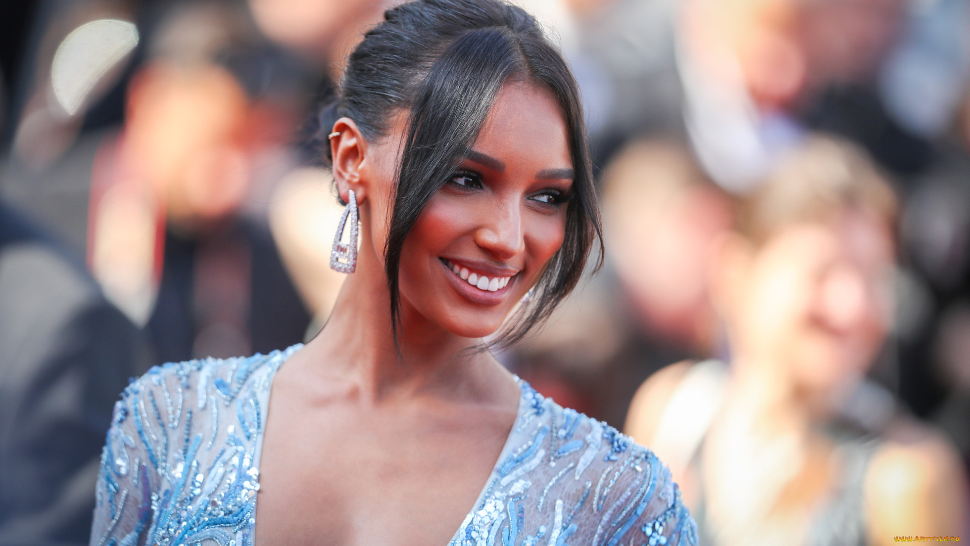 jasmine, tookes, девушки, jasmine, tookes, девушка, модель, красотка, мулатка, темнокожая, чернокожая, брюнетка, макияж, взгляд, причёска, поза, актриса