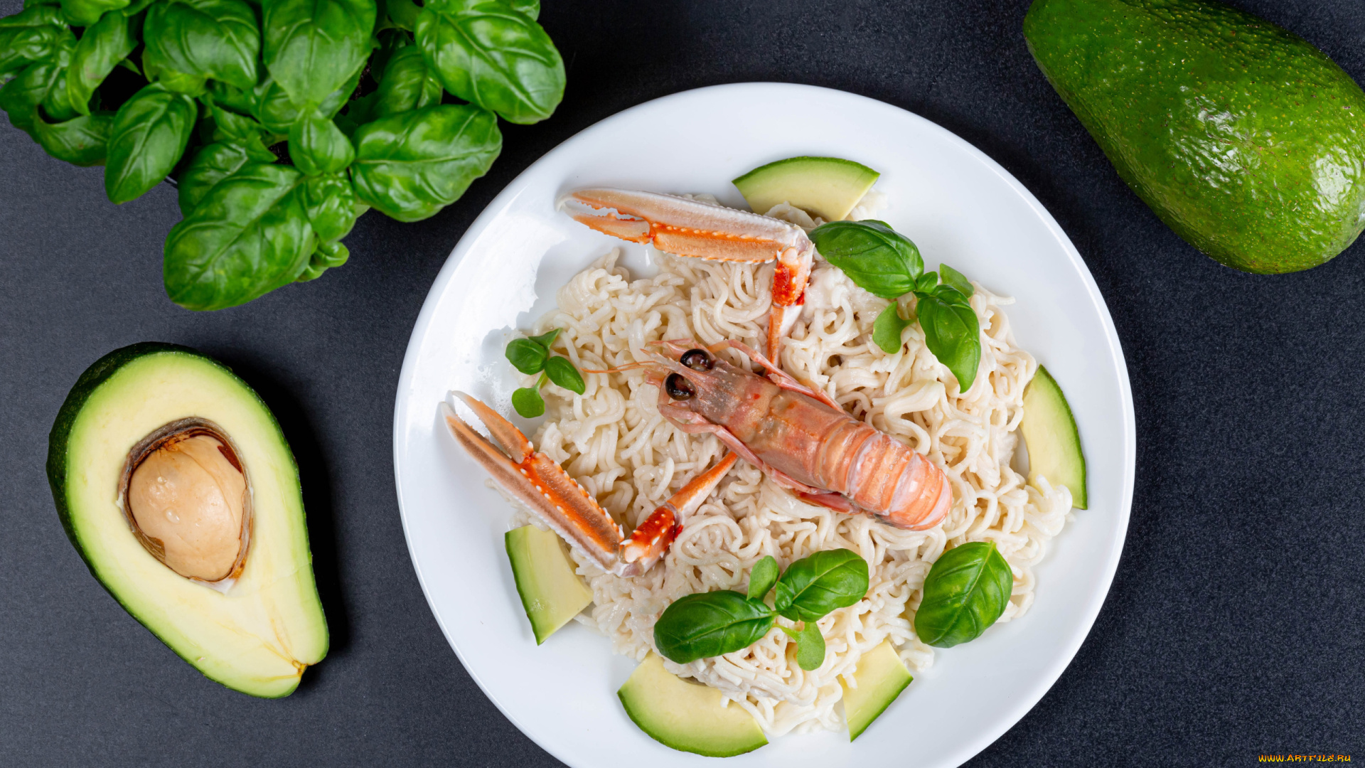 еда, макароны, , макаронные, блюда, базилик, авокадо, креветка