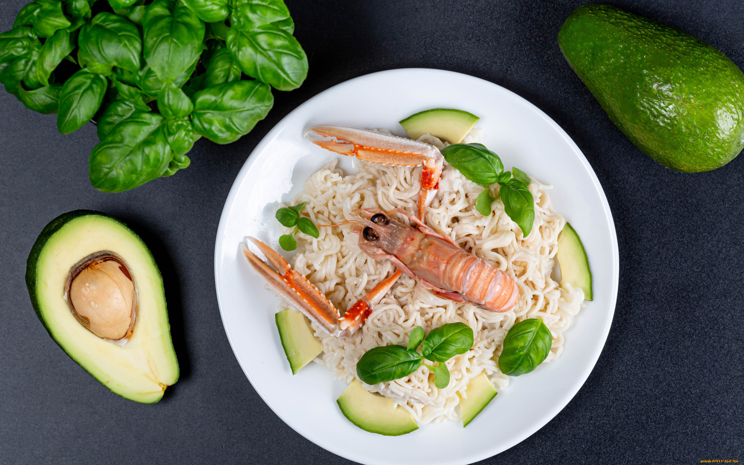 еда, макароны, , макаронные, блюда, базилик, авокадо, креветка