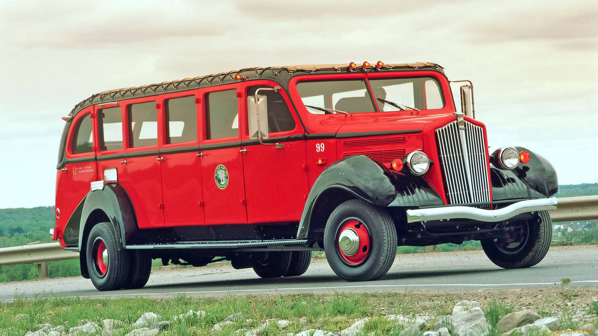 автомобили, автобусы