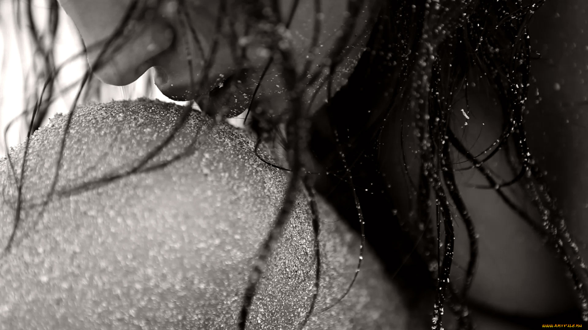 Irina, Sheik, девушки, модель, черно-белая, мокрая, песок, губы