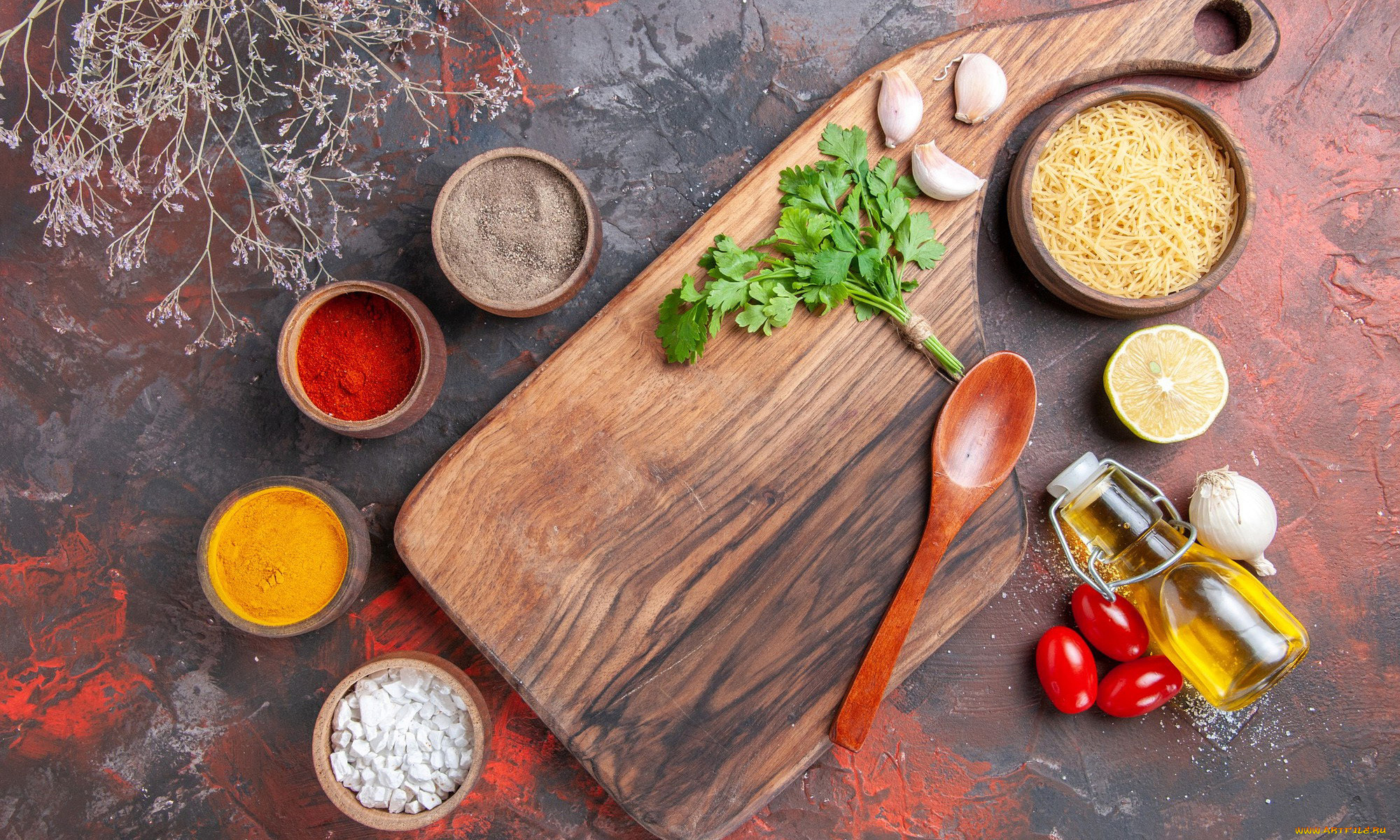 еда, разное, вермишель, помидоры, чеснок, масло, паприка