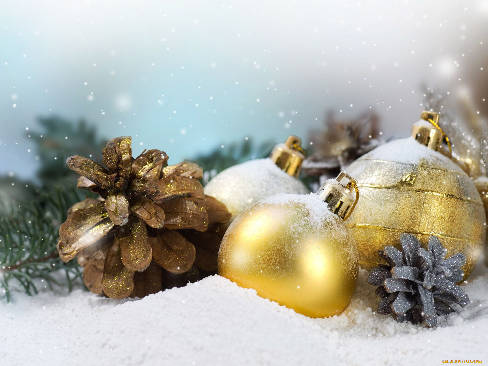 праздничные, шарики