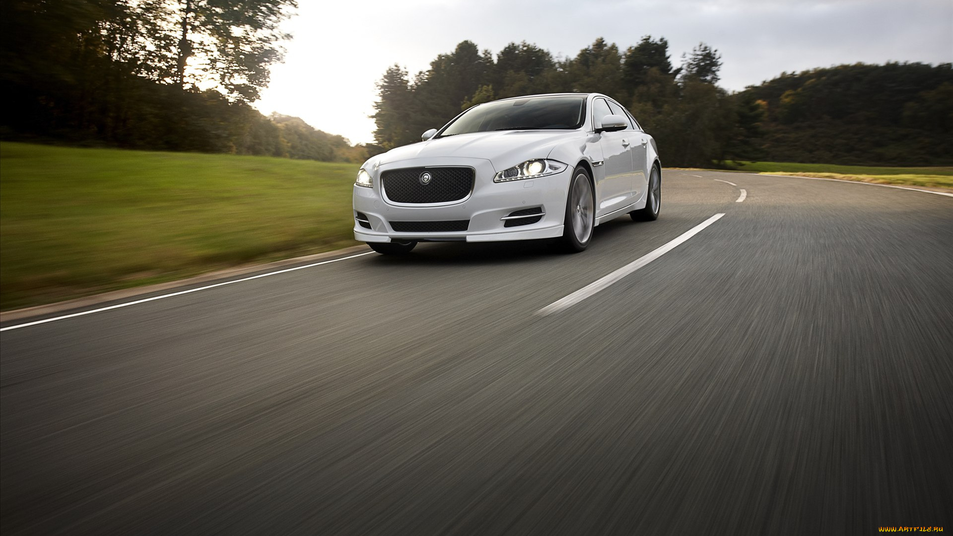 jaguar, xj, 2012, gets, sport, and, speed, packs, автомобили
