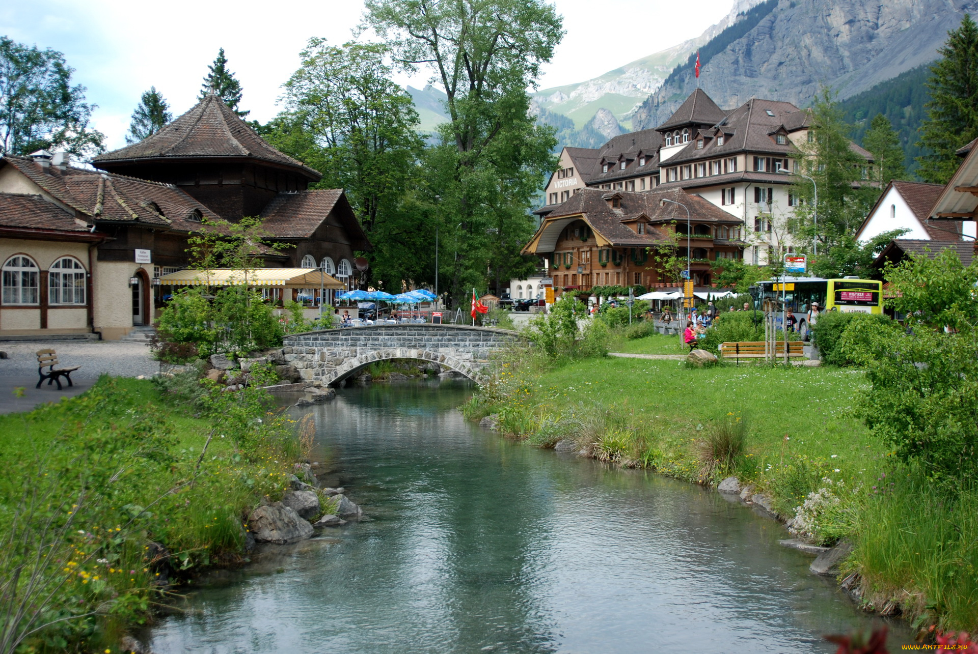 швейцария, берн, кандерштег, города, улицы, площади, набережные, мостик, дома, река