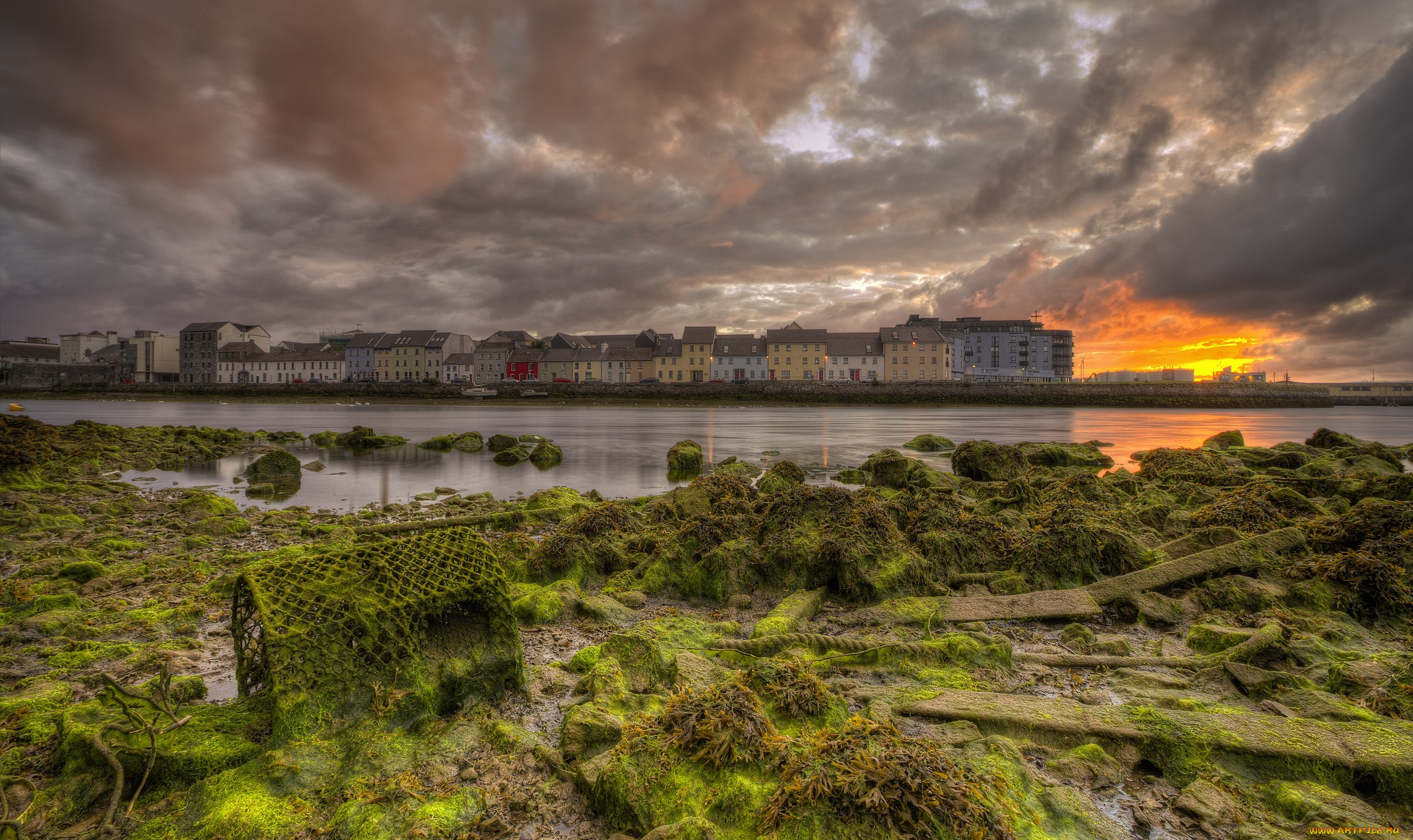 города, пейзажи, сумрак, город, река, тина, тучи