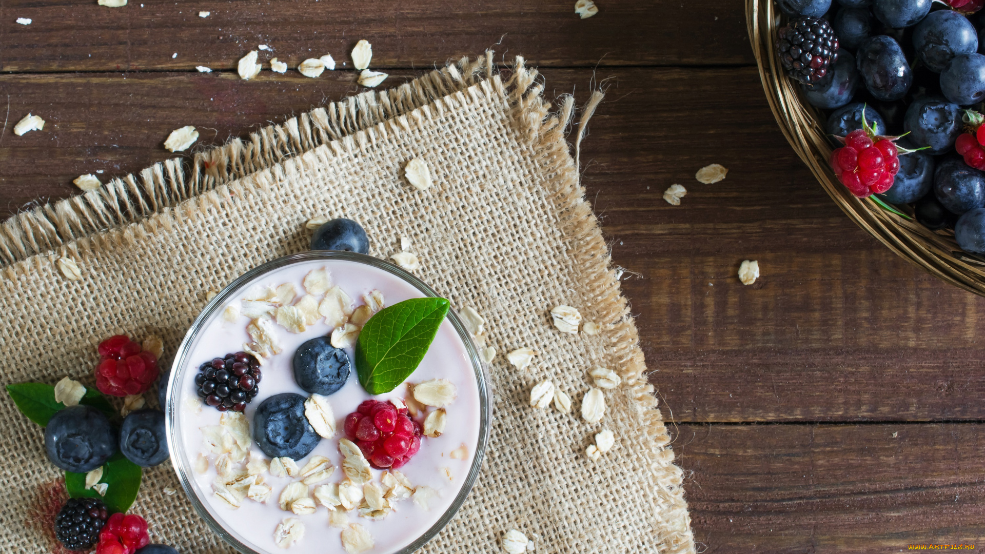 еда, масло, , молочные, продукты, малина, черника, еживика, ягоды, йогурт