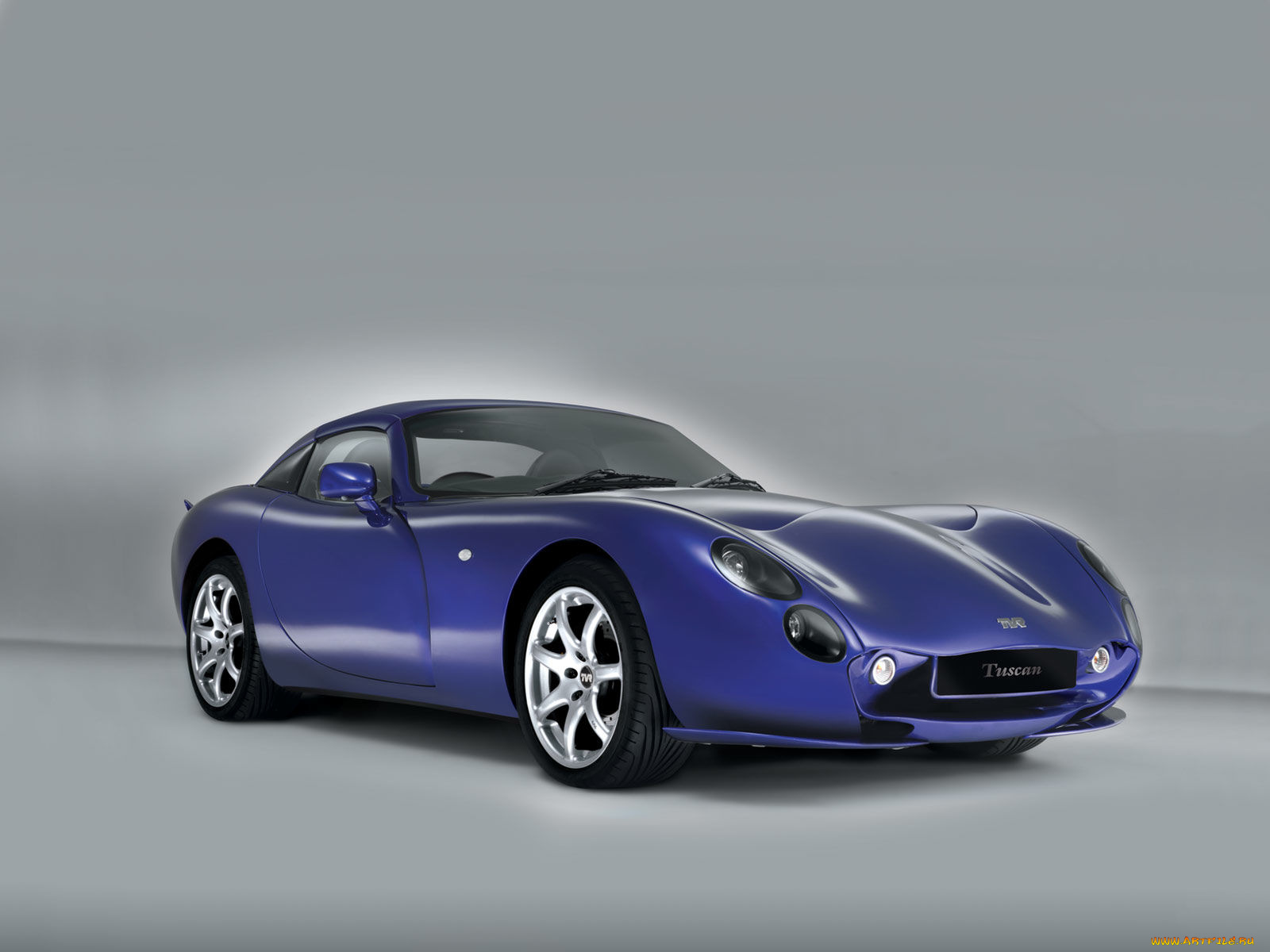 автомобили, tvr
