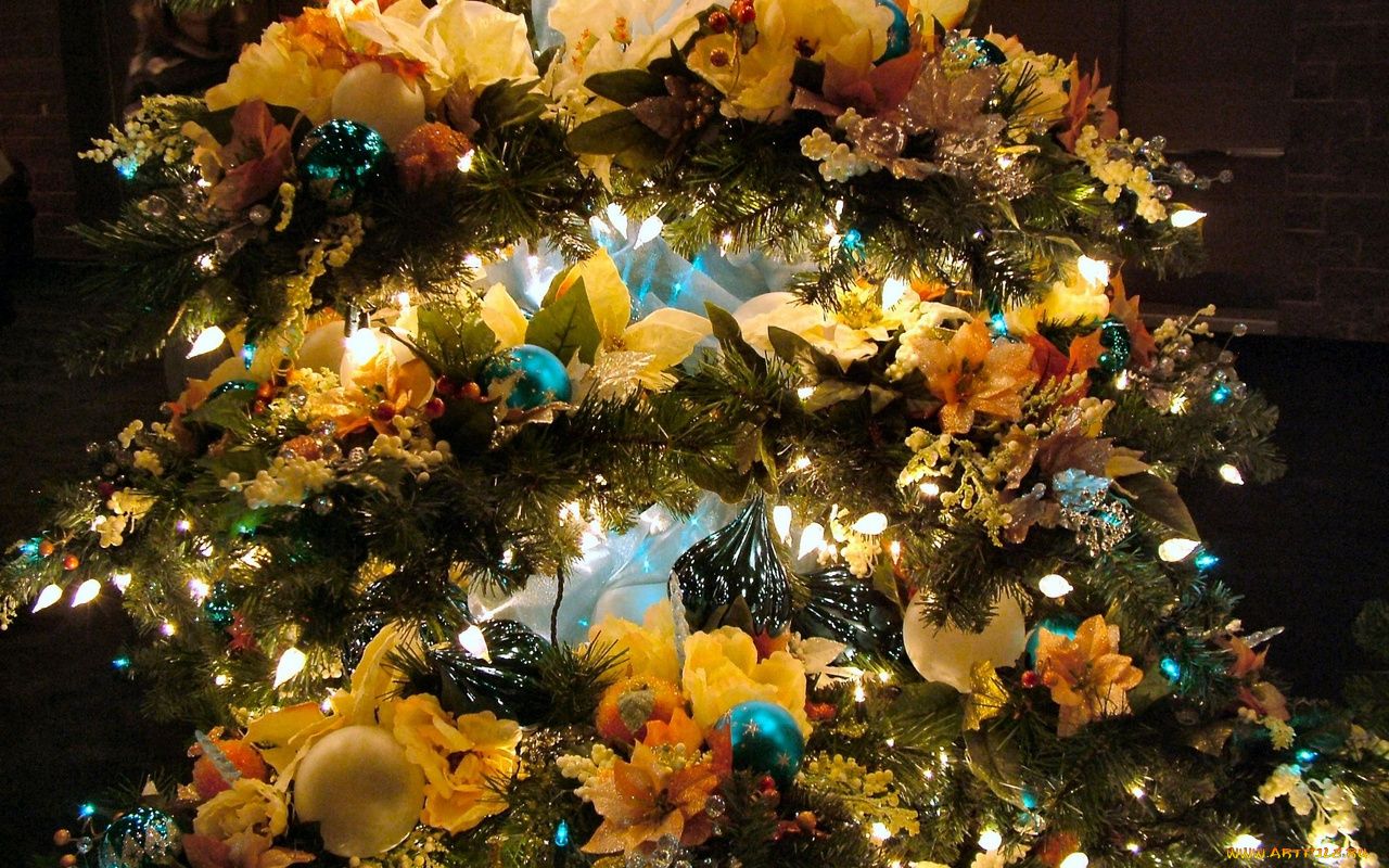 праздничные, Ёлки