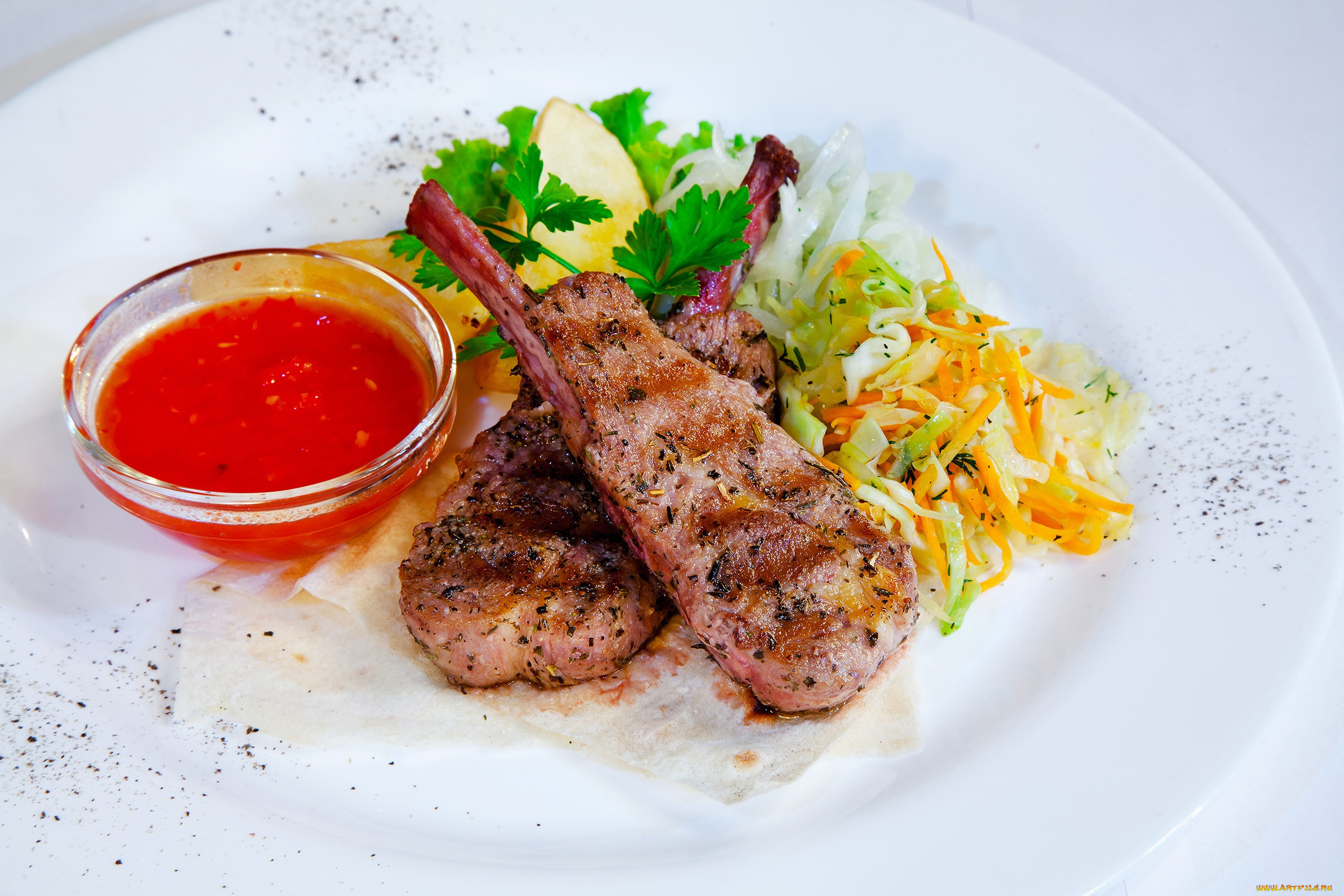 еда, мясные, блюда, тарелка, капуста, зелень, соус, мясо