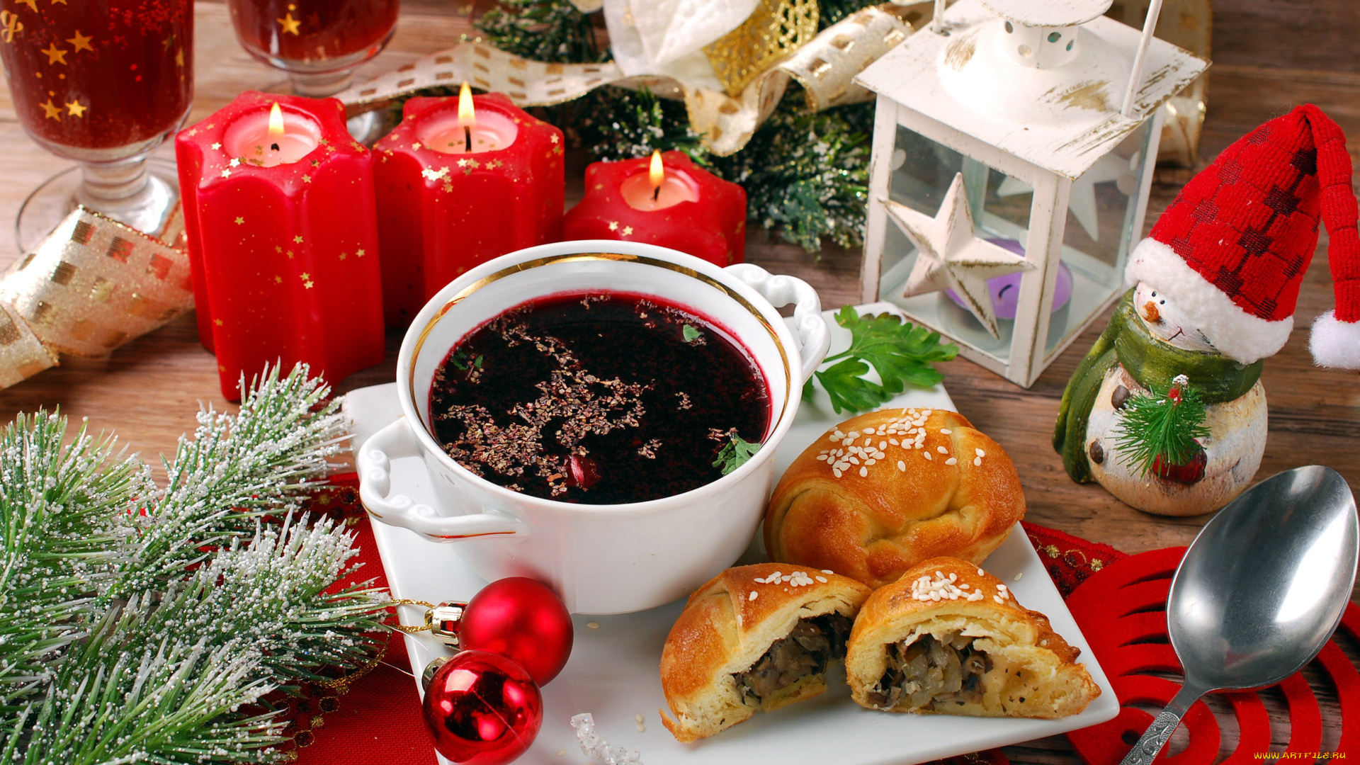 праздничные, угощения, пирожки, борщ, снеговик, свечи