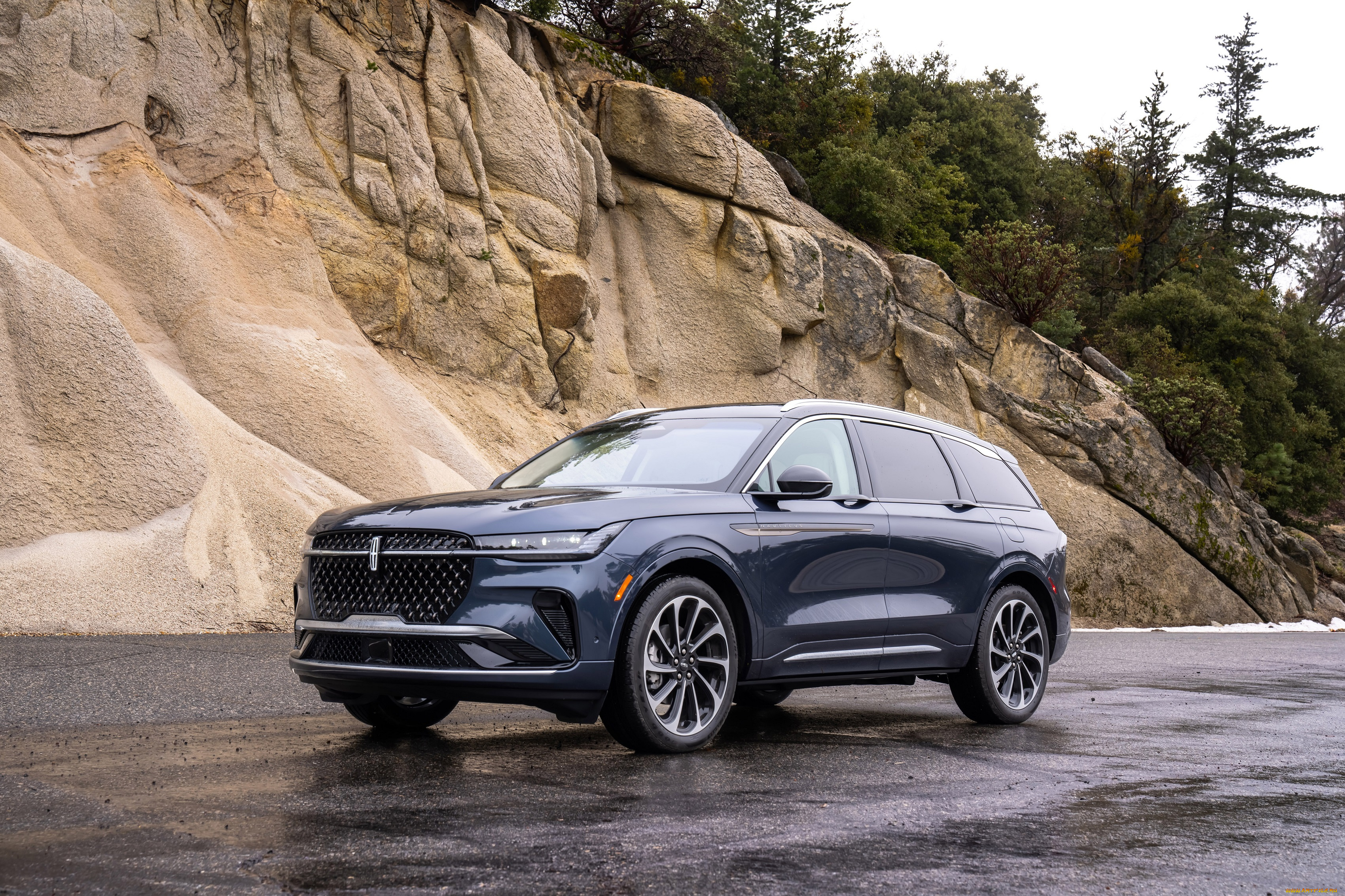 автомобили, lincoln, черный, площадка, скала, деревья