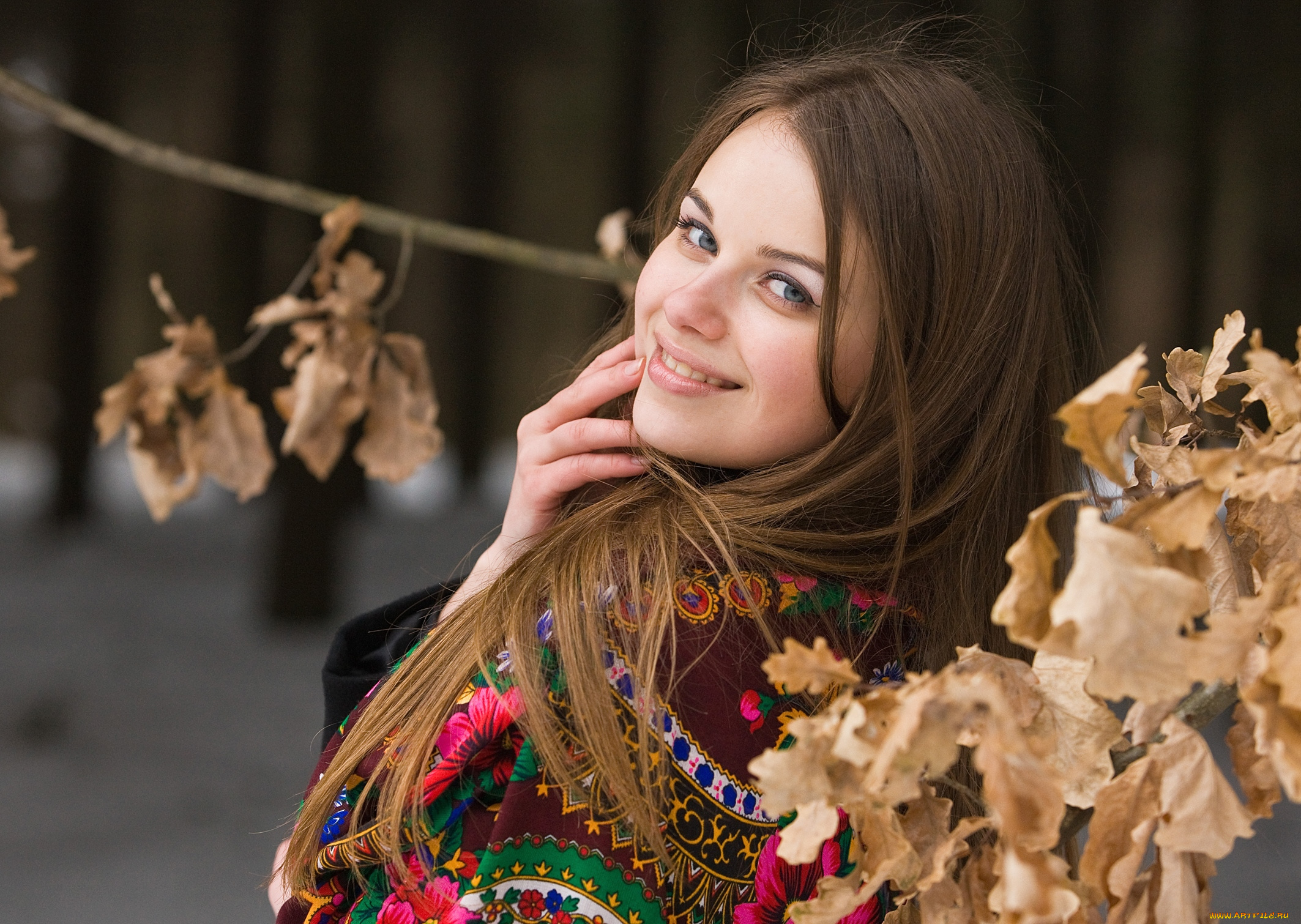 девушки, -unsort, , брюнетки, , шатенки, платок, улыбка