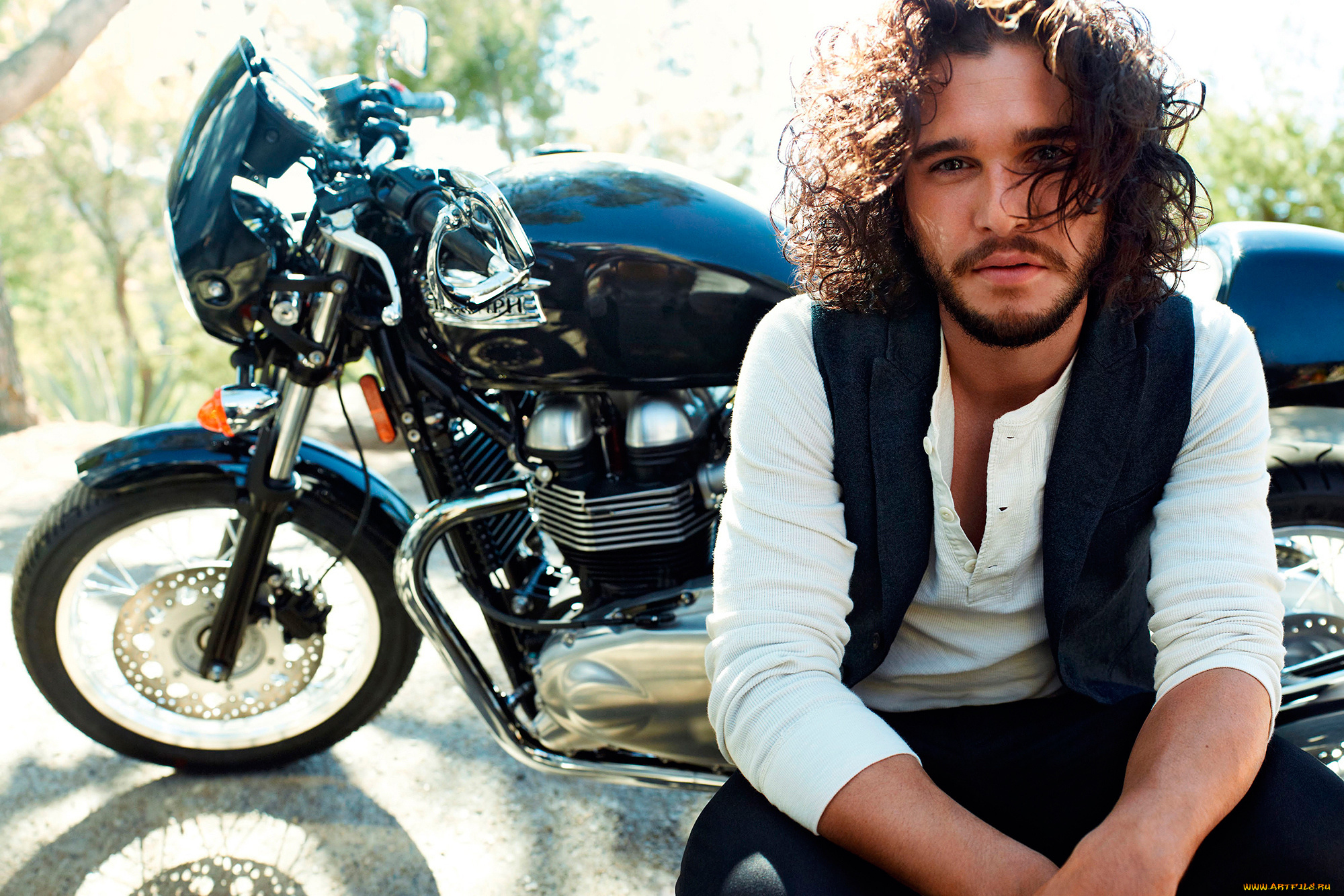 мужчины, kit, harington, кудряшки, мотоцикл