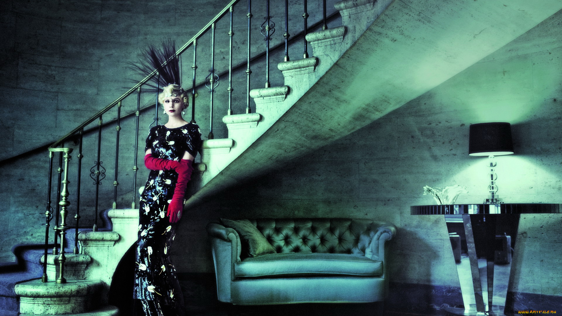 девушки, carey, mulligan, блондинка, актриса, перья, платье, торшер, диван, лестница, carey, mulligan