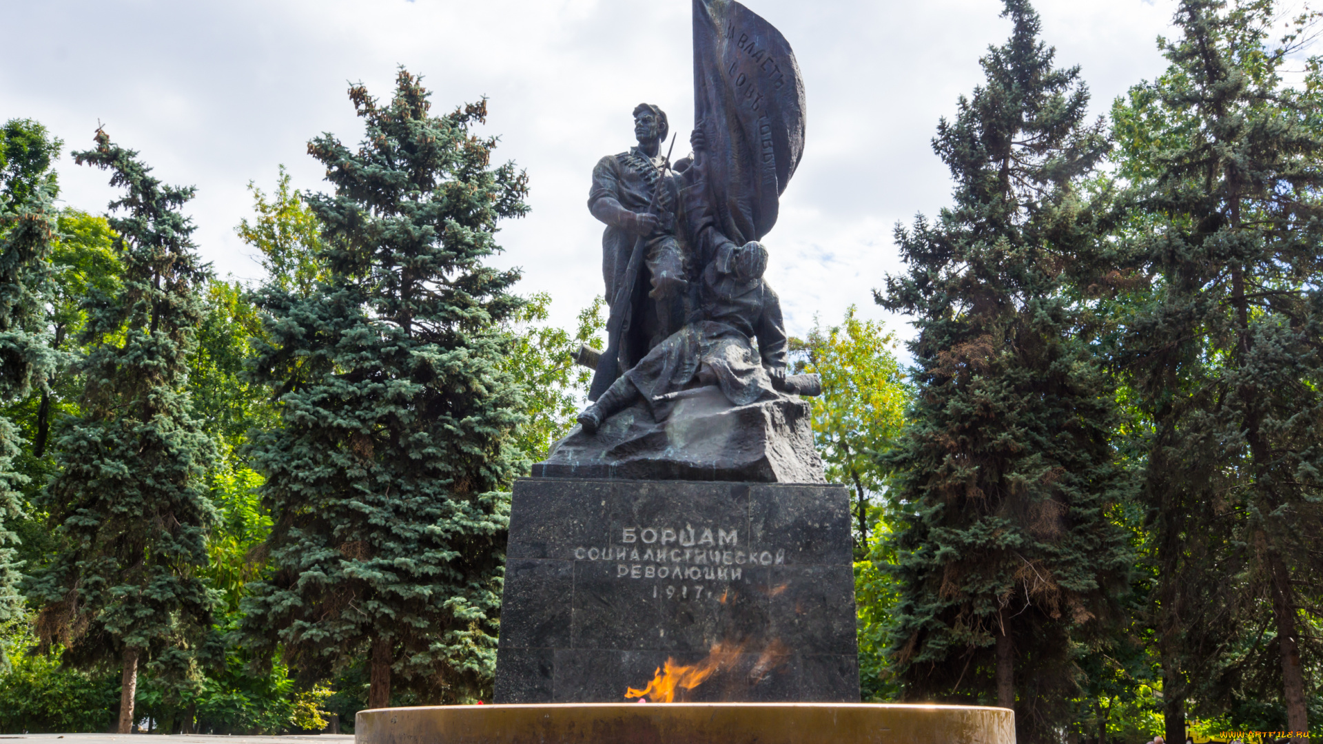 города, -, памятники, , скульптуры, , арт-объекты, памятник, напротив, театра, оперы, и, балета, саратов, россия