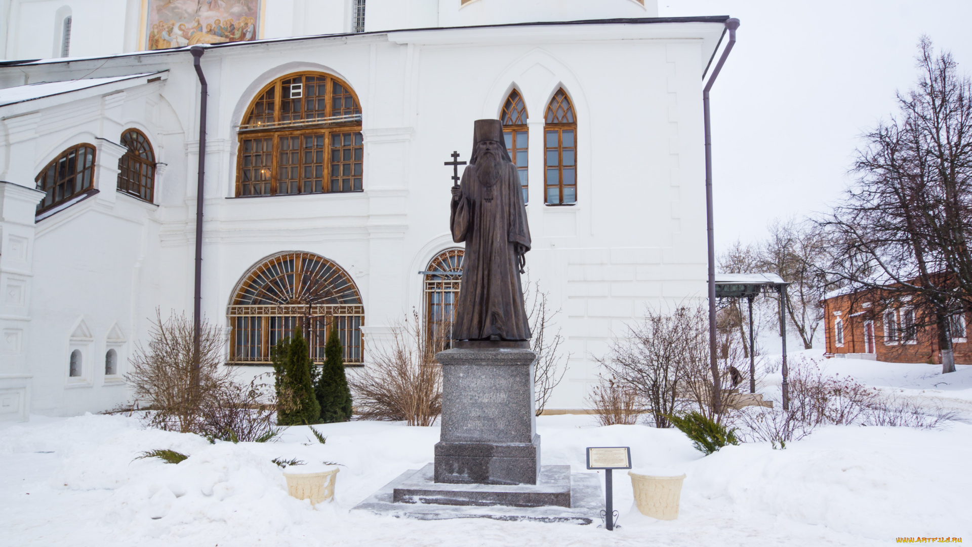 города, дмитров, , россия, памятник, священномученик, серафим, успенский, соборо, дмитров, московская, область, зима