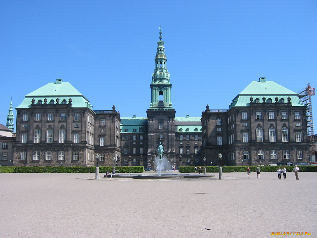 города, дворцы, замки, крепости