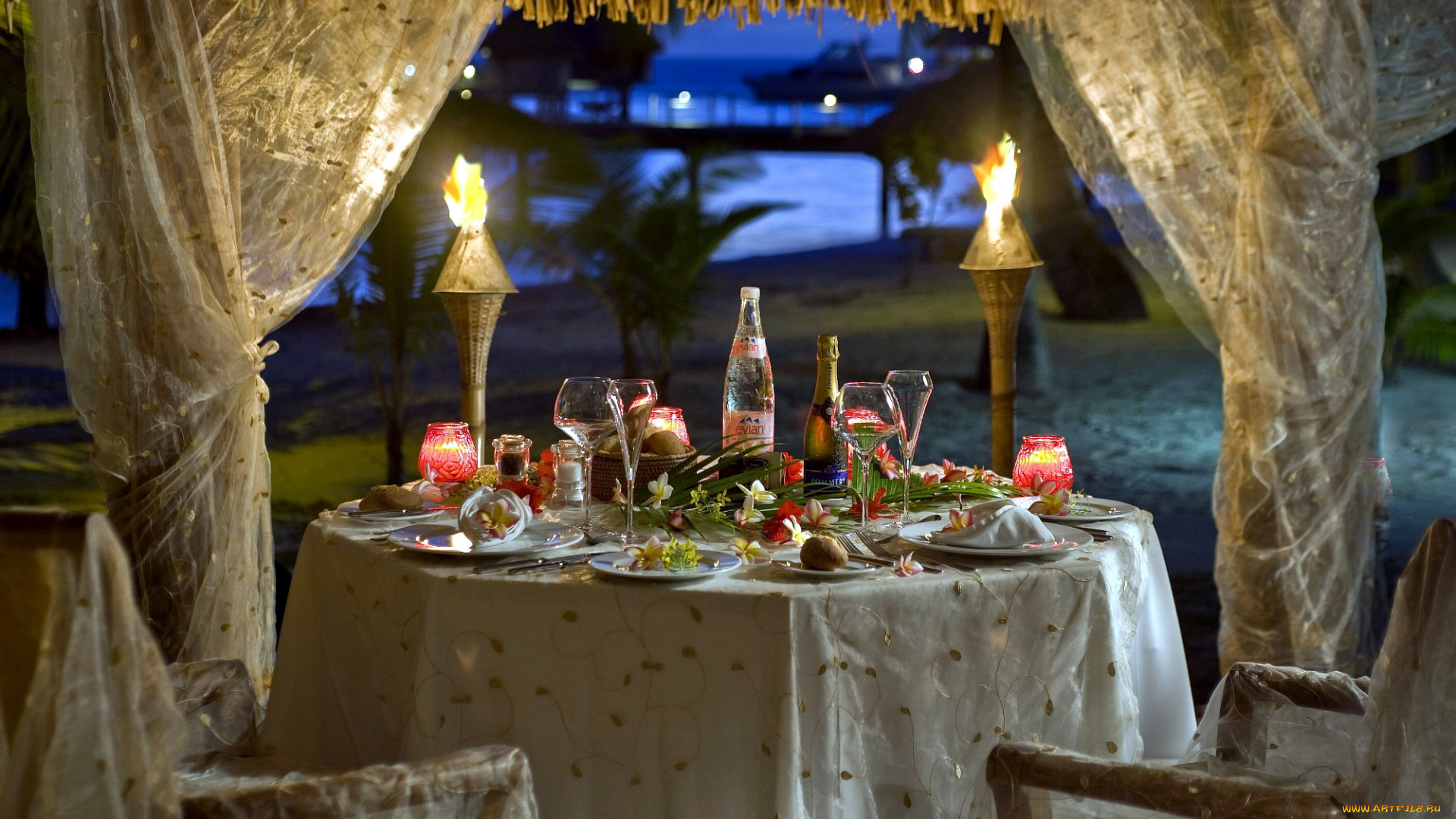 еда, сервировка, свечи, светильники, шампанское, романтика