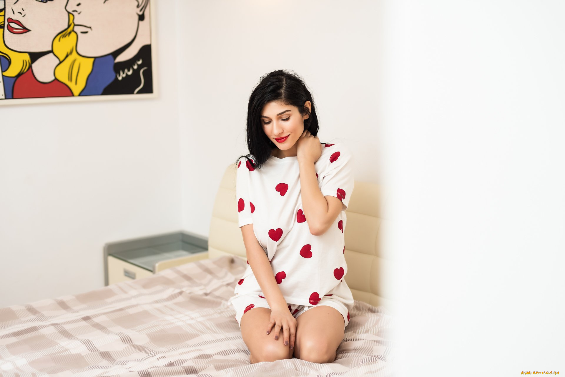 lara, vane, девушки, девушка, женщина, брюнетка, темноволосая, сексуальная, модель, звезда, позирует, разная, обувь, верхняя, стильная, одежда, нижнее, эротическое, бельё, трусы, лифчик, колготки, чулки, аксессуары, макияж, и, множество, элементов, на, фотографии