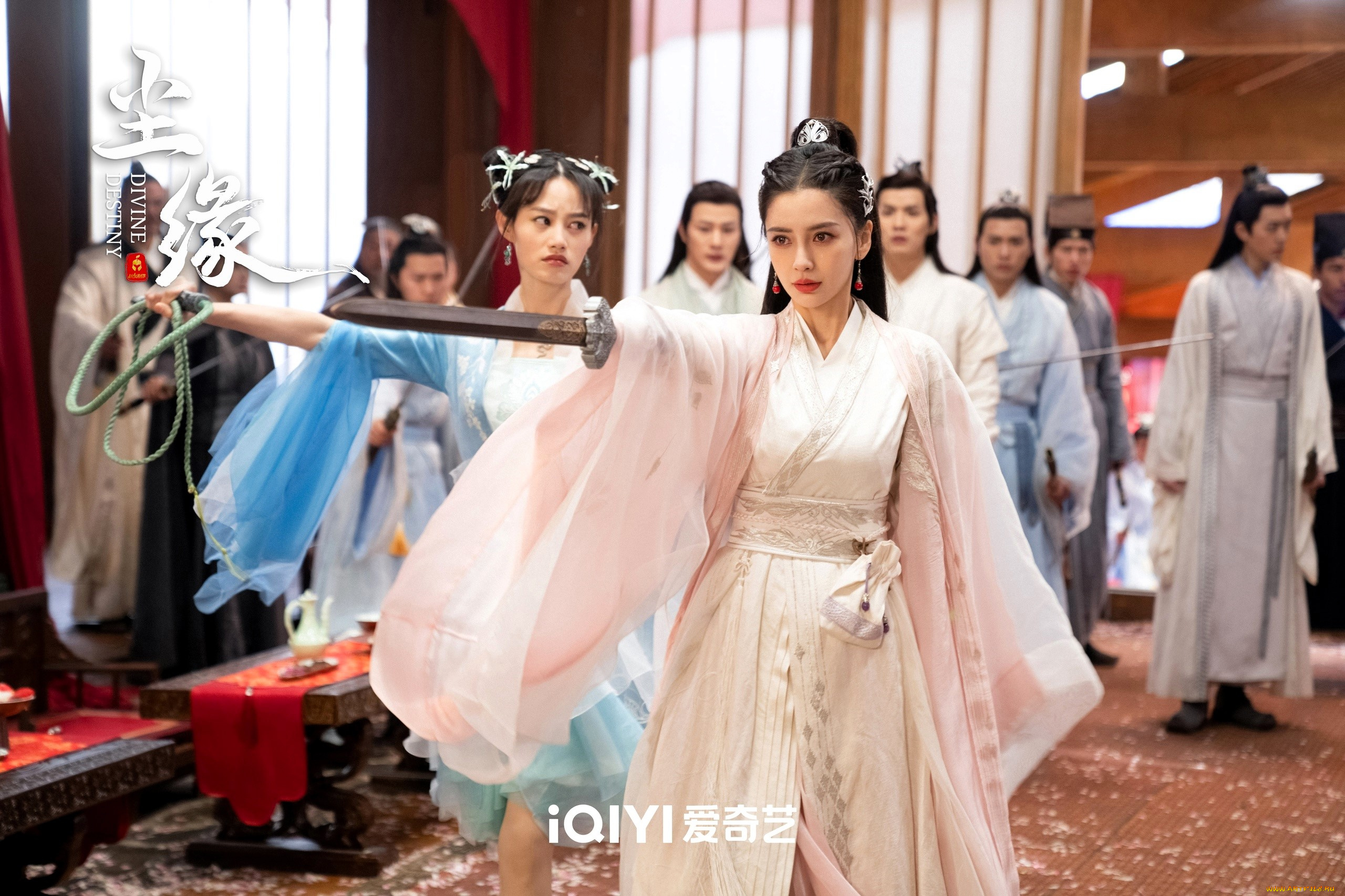 кино, фильмы, divine, destiny, девушки, оружие, люди, зал