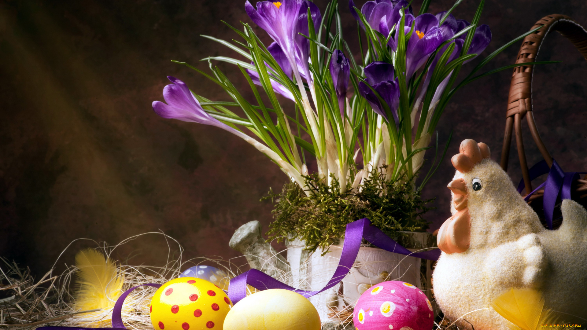 праздничные, пасха, писанки, перья, лента, крокусы