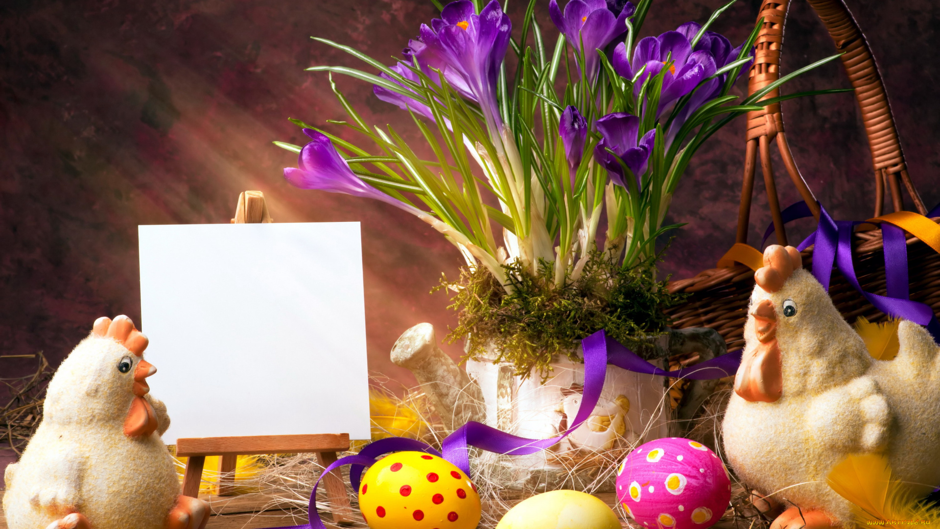 праздничные, пасха, писанки, перья, лента, крокусы