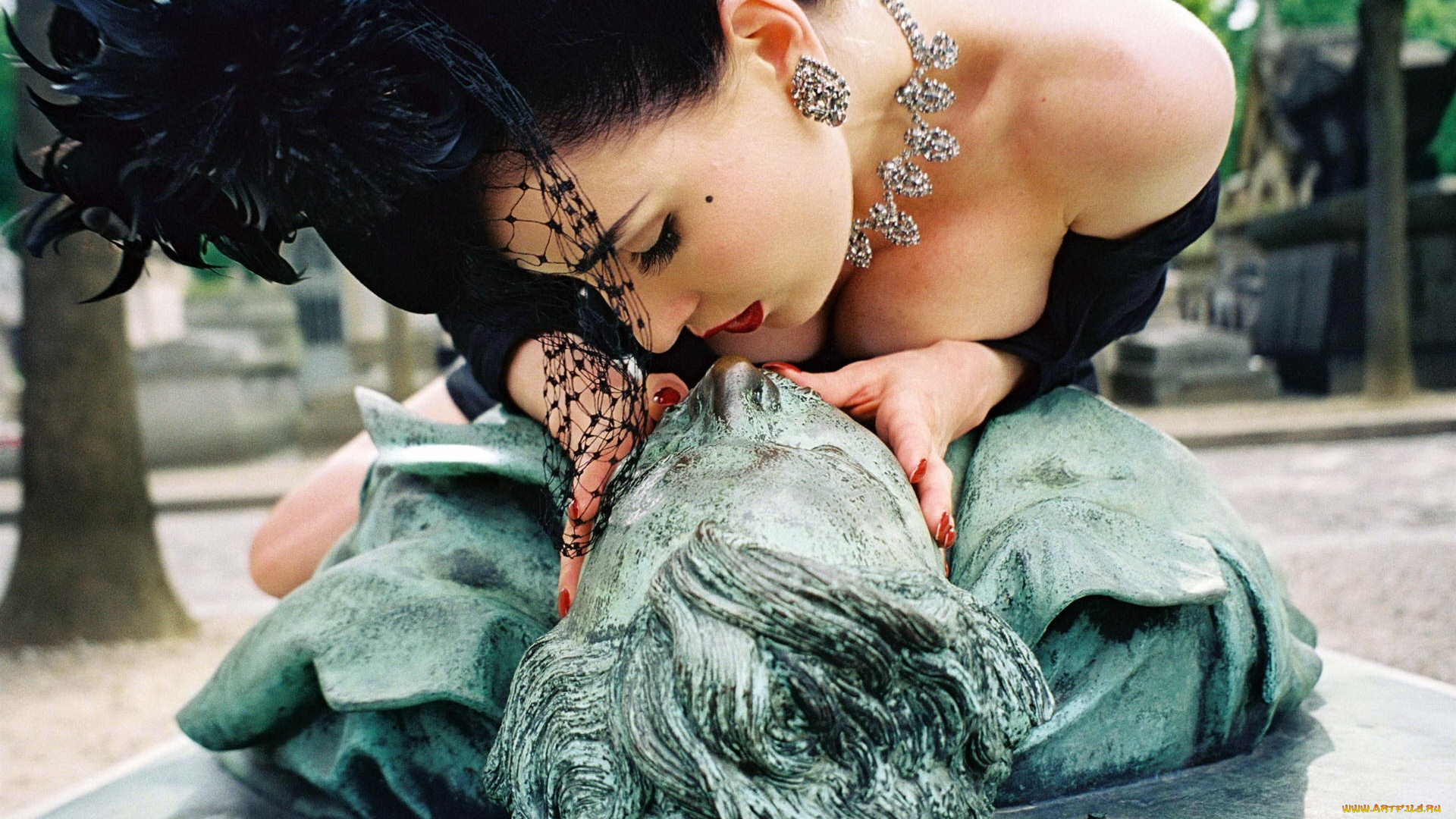 девушки, dita, von, teese, брюнетка, вуаль, украшения, статуя