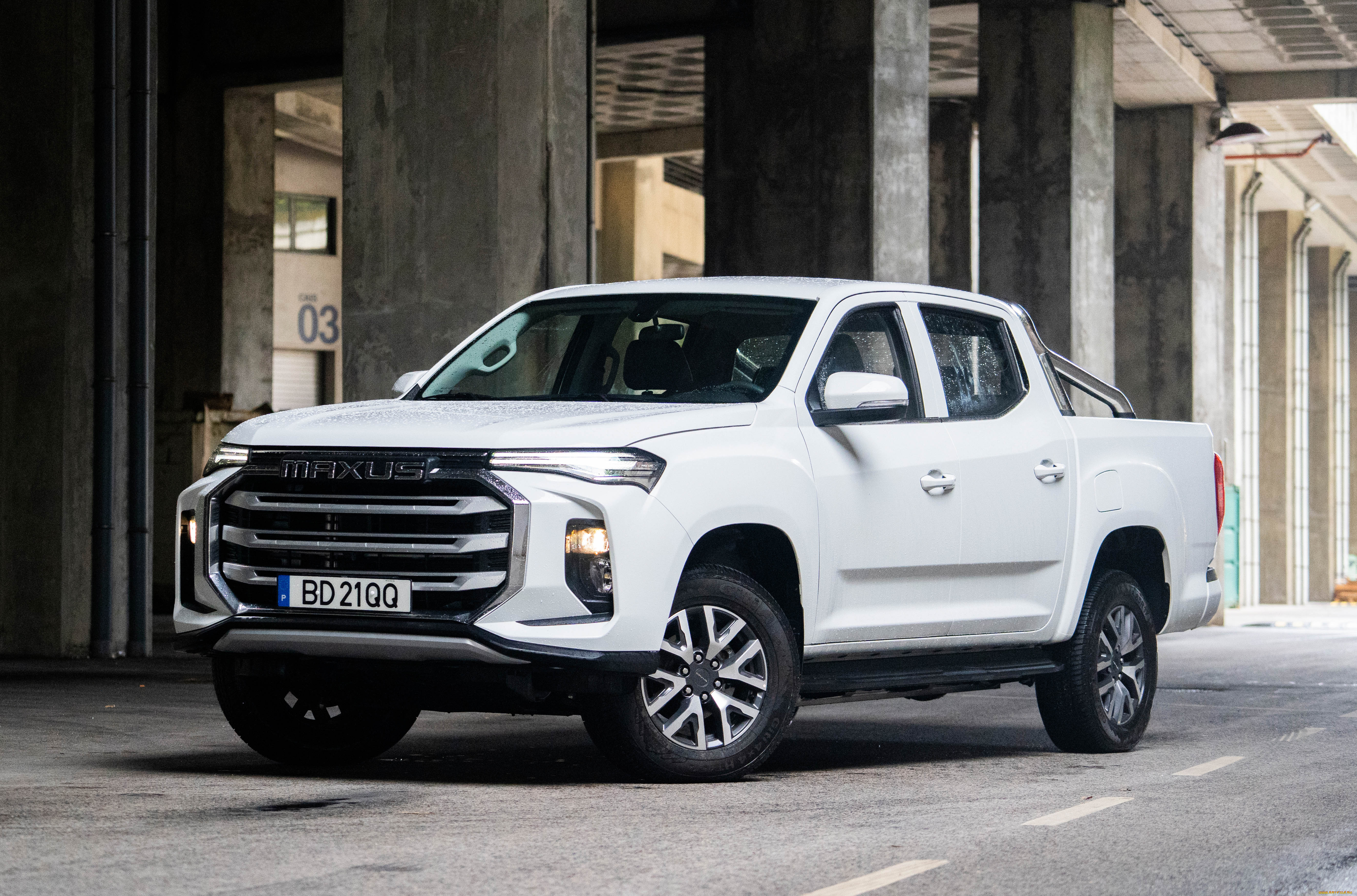 автомобили, maxus