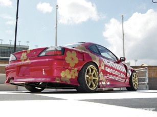 Картинка автомобили nissan datsun