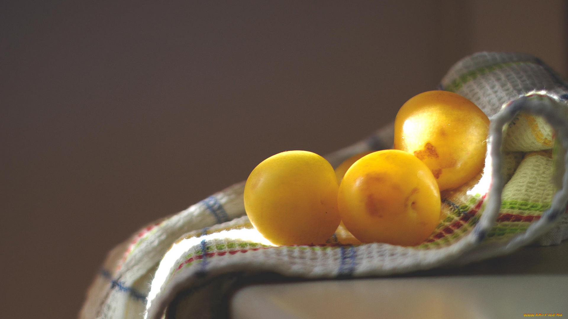 еда, персики, сливы, абрикосы, полотенце