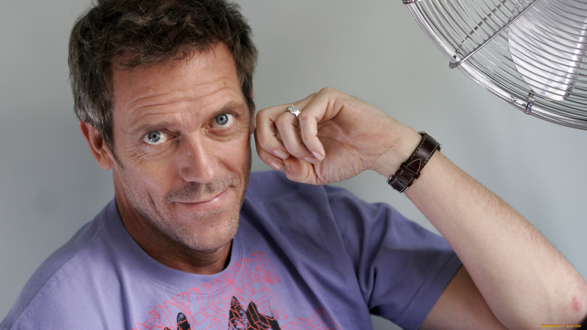 hugh, laurie, мужчины, музыкант, актёр, золотой, глобус, писатель, великобритания