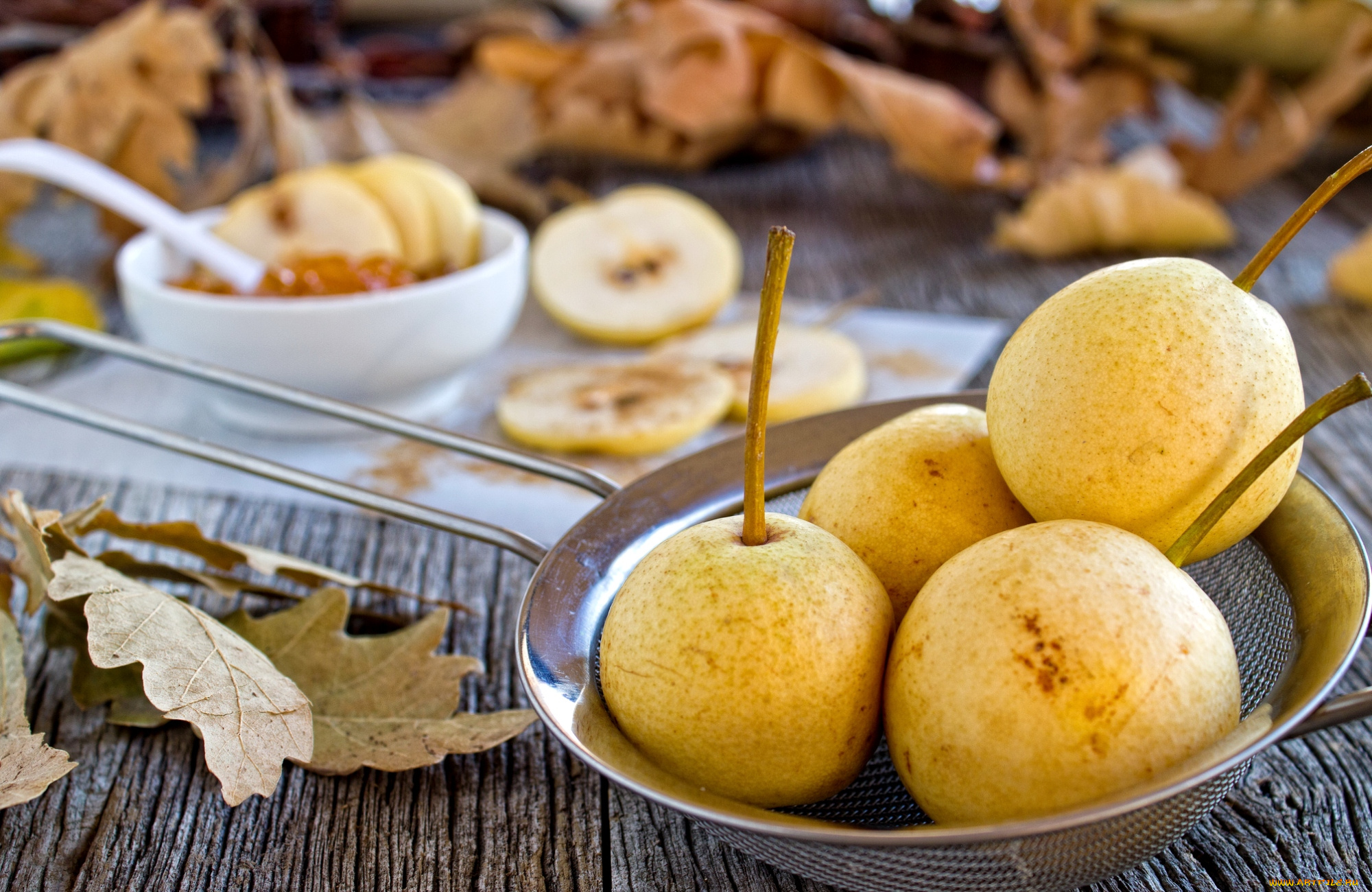 еда, груши, сито