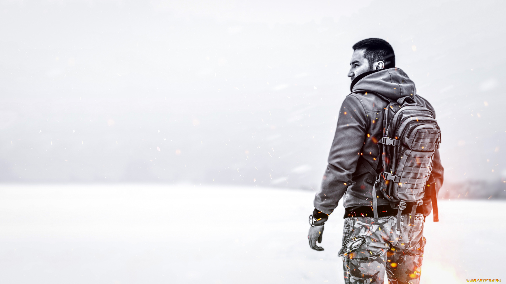 мужчины, -, unsort, рюкзак, зима, черно-белое, мужчина, искры, один, милитари, погода, одиночество, метель, воин, природа, снег, пламя, степь, поле