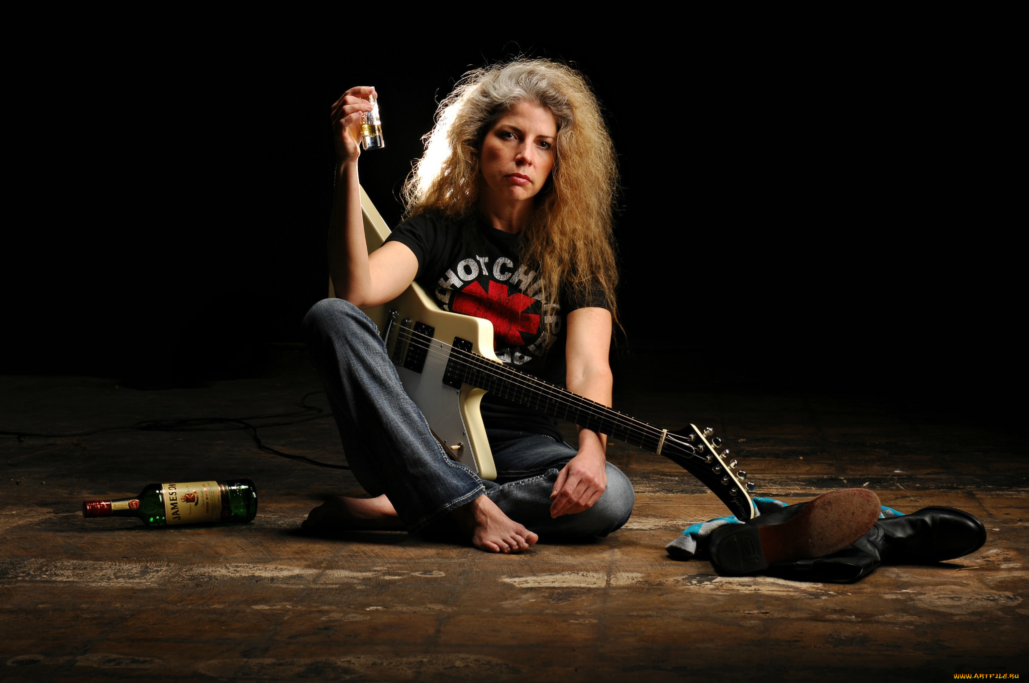 музыка, -другое, гитара, бутылка, женщина, marynell